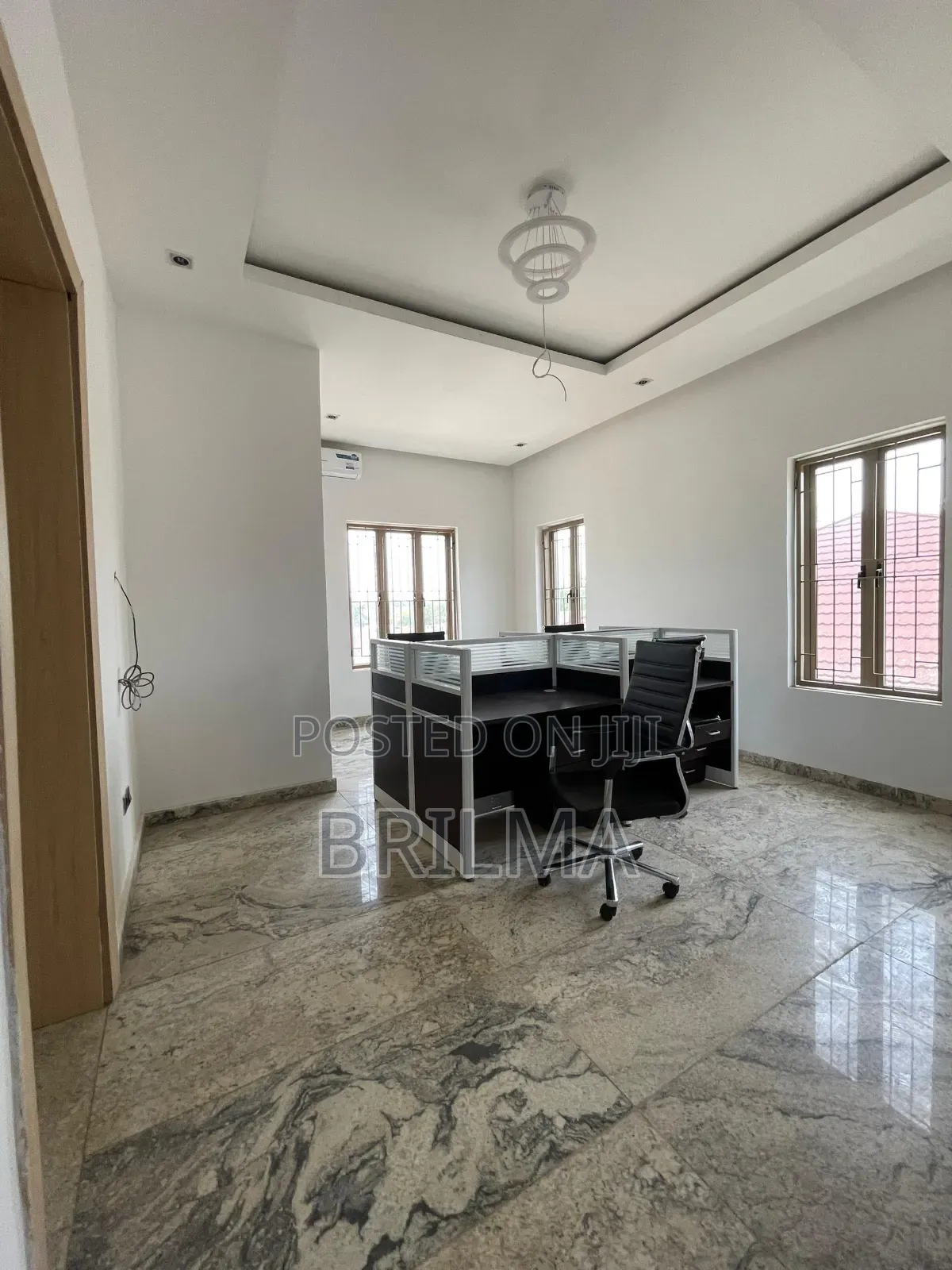 5bdrm Duplex in Zone 7 / Wuse for sale in Zone 7 / Wuse