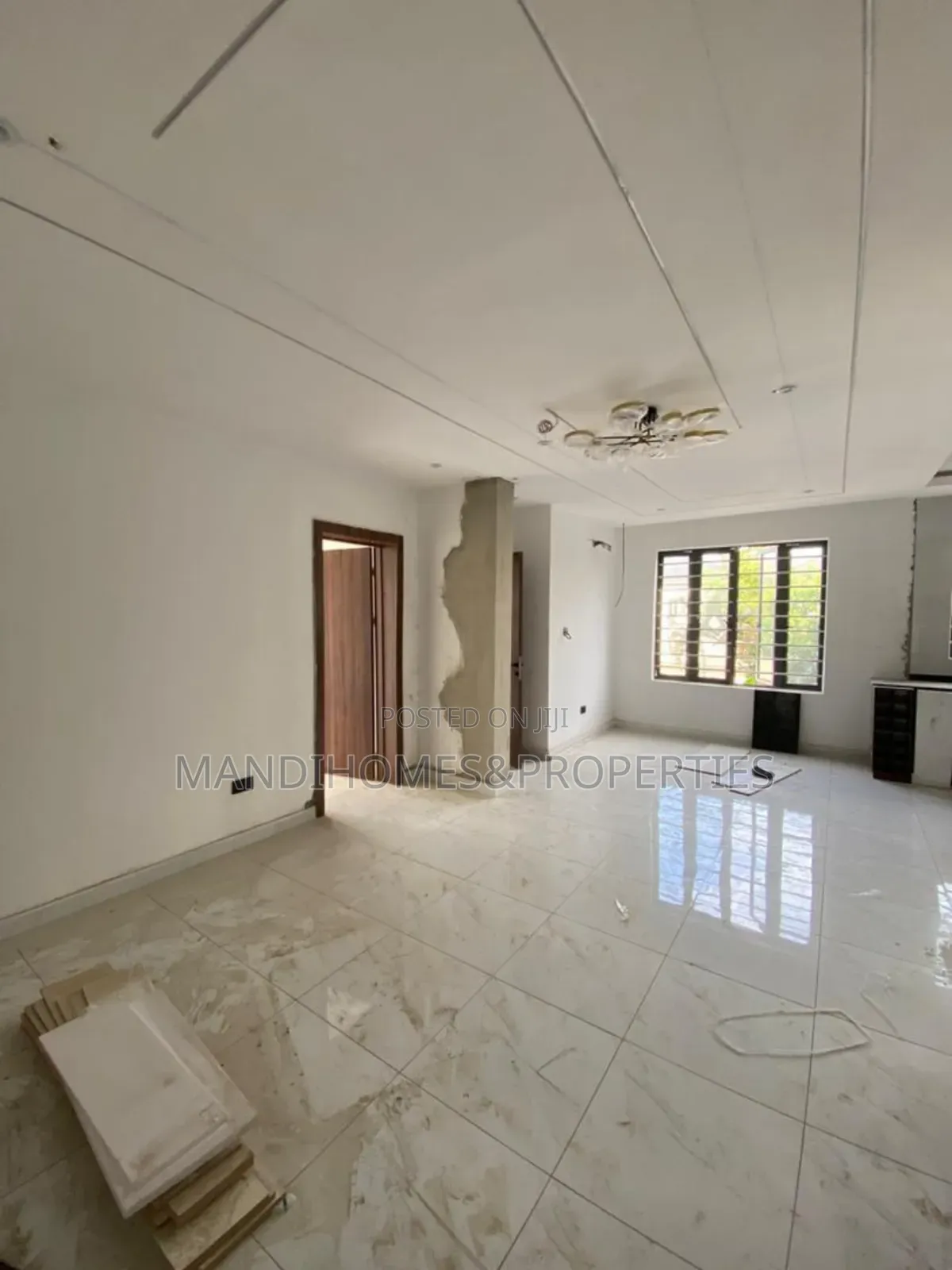 3bdrm Apartment in Agungi for sale in Agungi