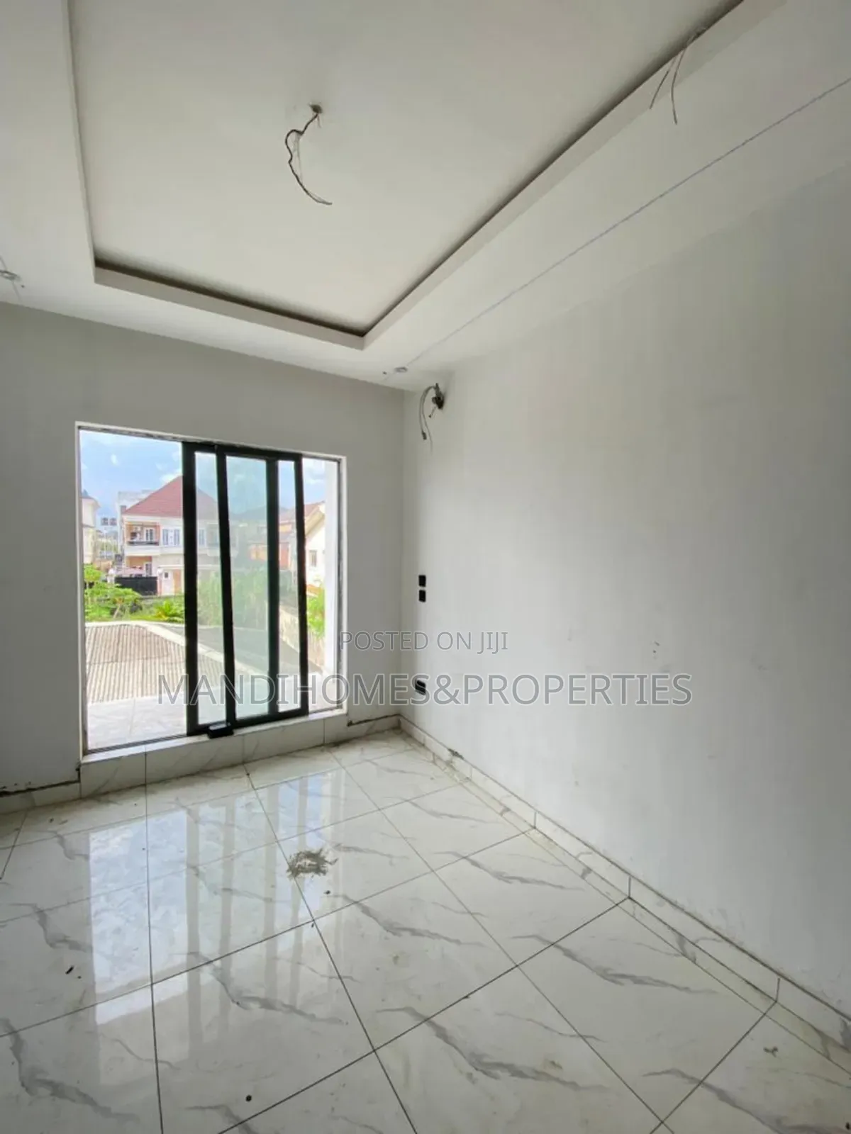 3bdrm Apartment in Agungi for sale in Agungi