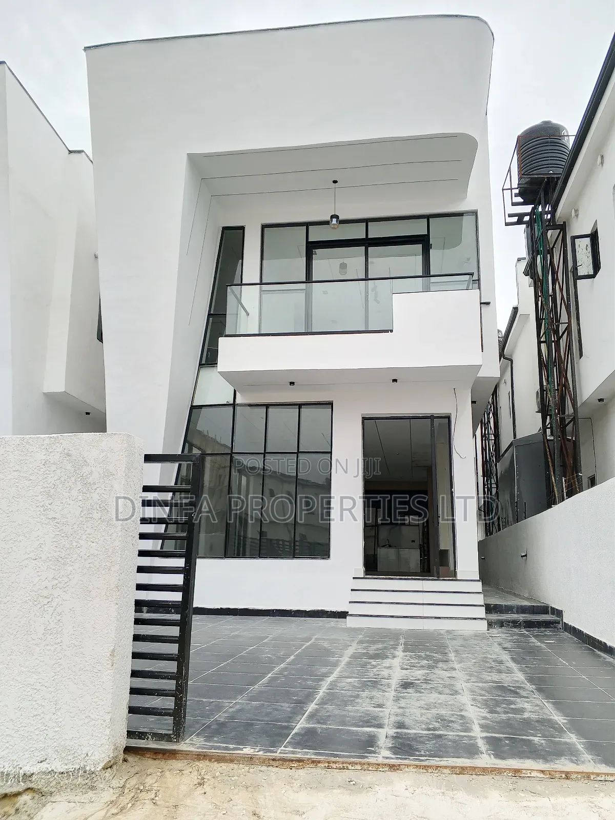 5bdrm Duplex in Ajah for sale in Ado / Ajah