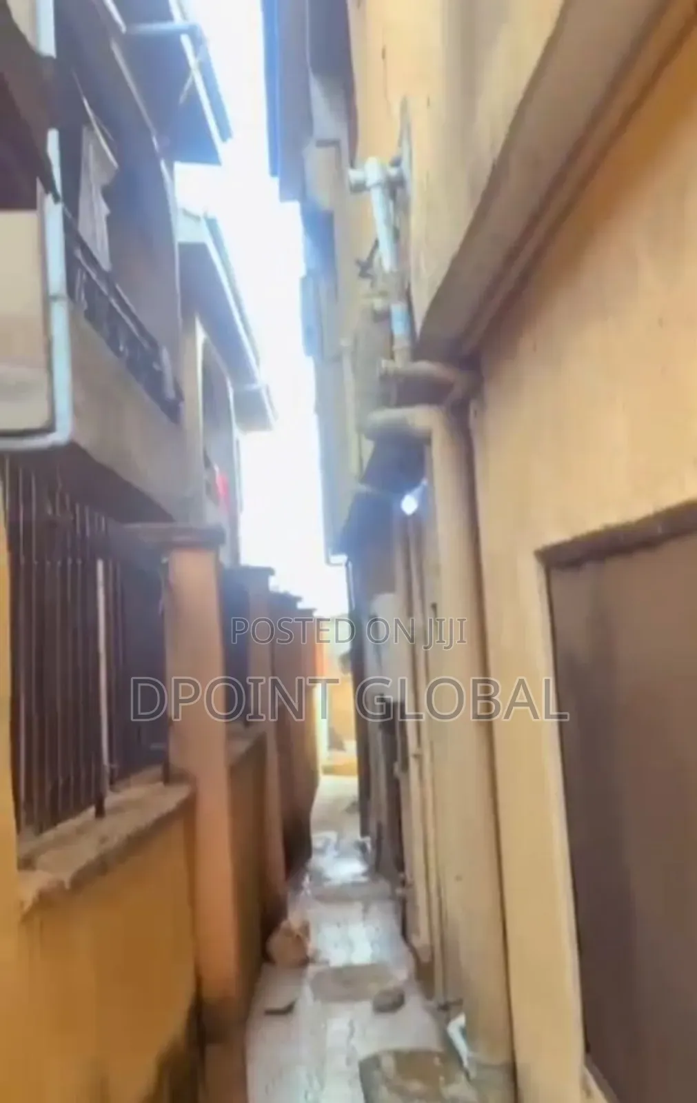 8bdrm Block of Flats in Phase One, Igando / Ikotun/Igando for sale in Igando / Ikotun/Igando