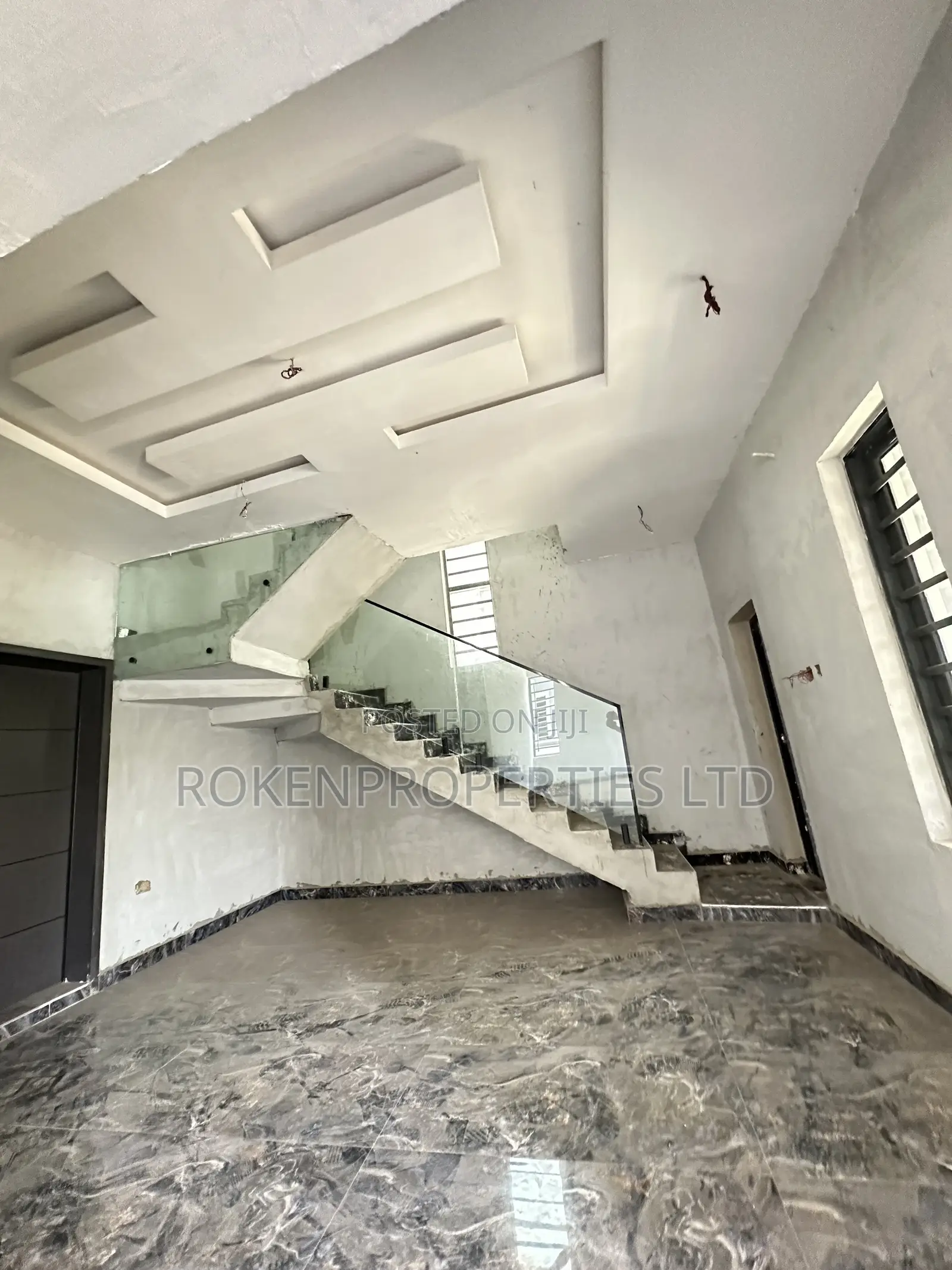 3bdrm Duplex in Chief Lateef Oyelade, Rind Road for sale in Rind Road