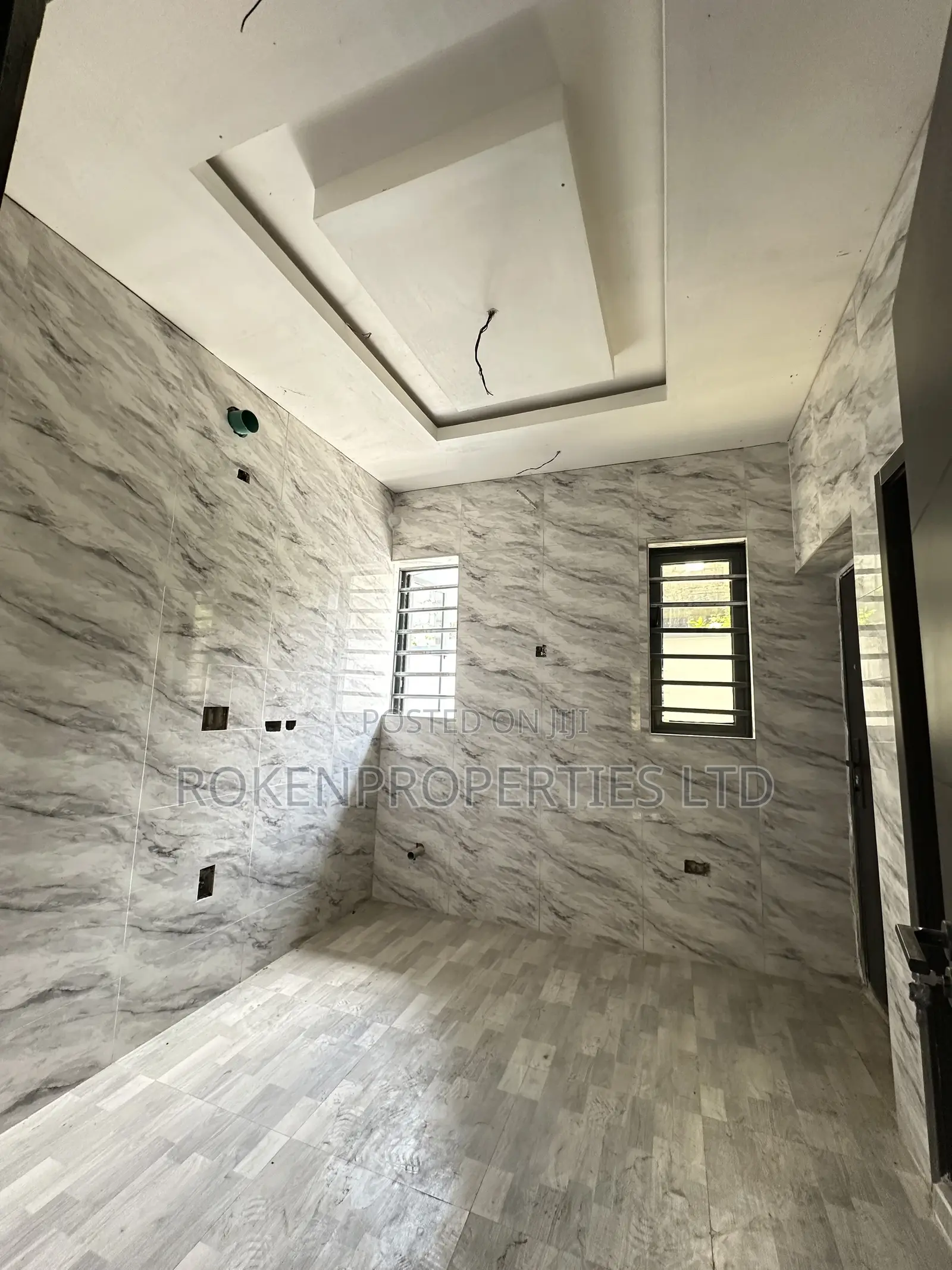 3bdrm Duplex in Chief Lateef Oyelade, Rind Road for sale in Rind Road