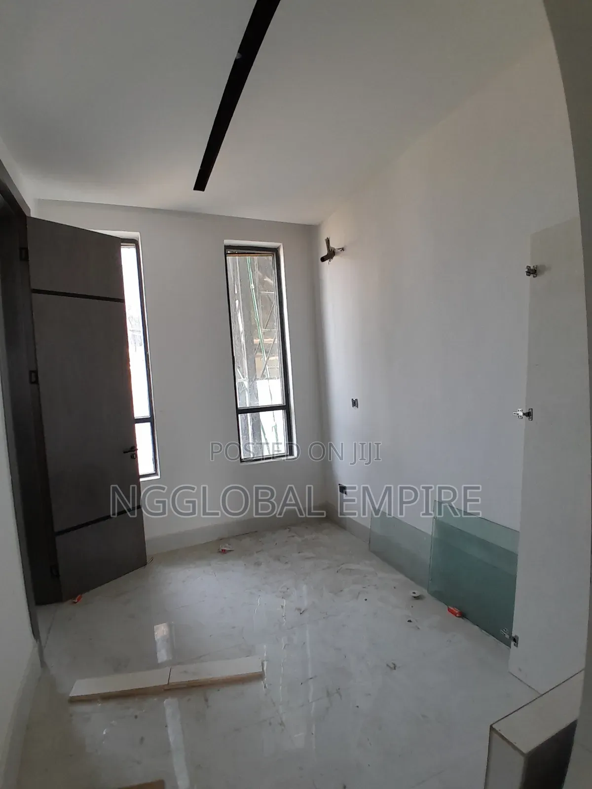 4bdrm Duplex in Alternative Route, Chevron for sale in Chevron