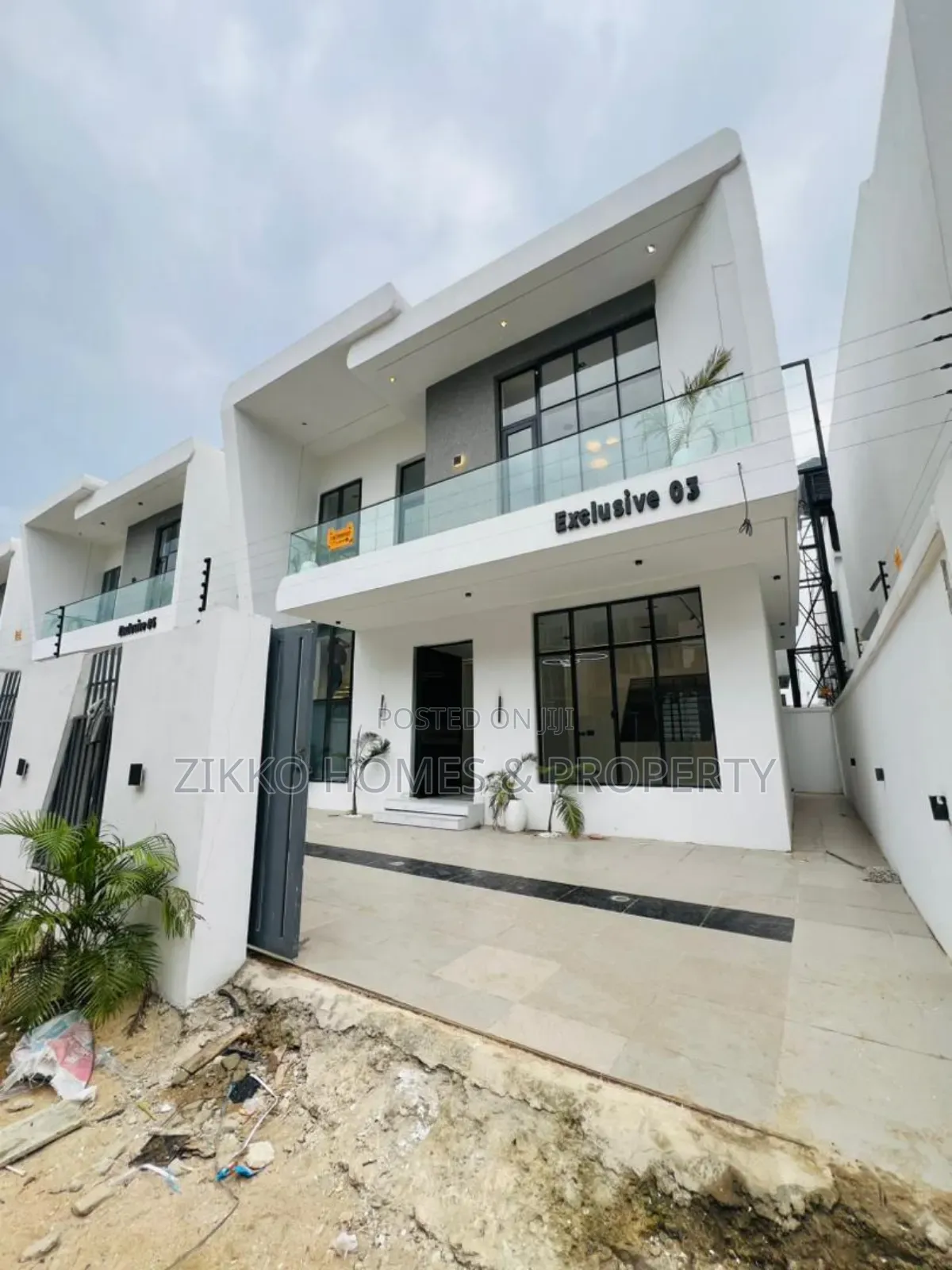 4bdrm Duplex in Ajah, Lekki for sale in Lekki