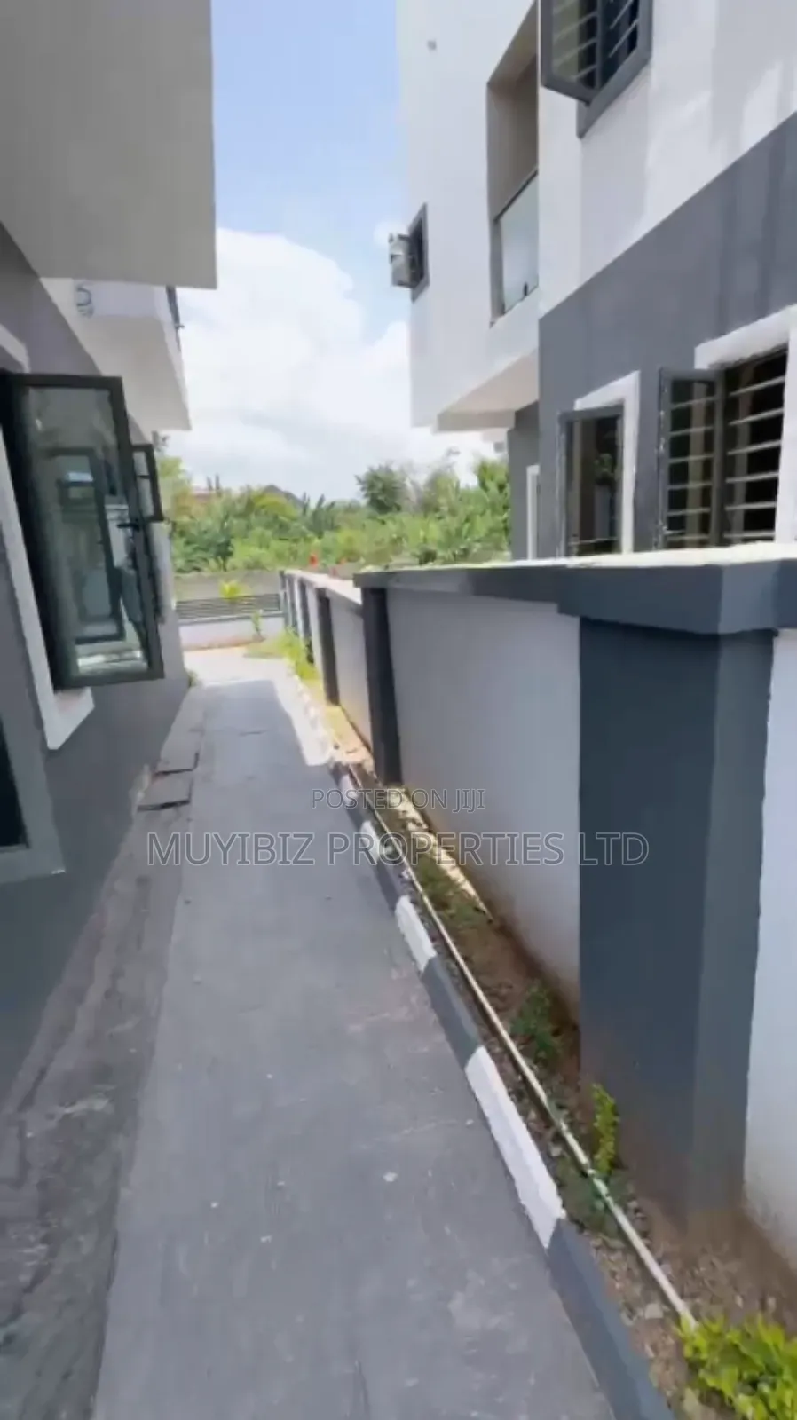 3bdrm Duplex in Ring Road for sale in Rind Road