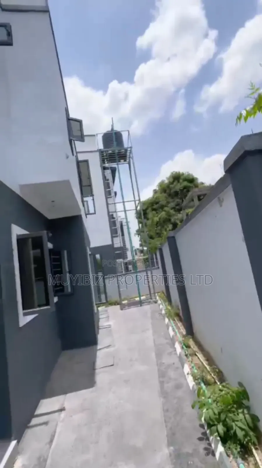3bdrm Duplex in Ring Road for sale in Rind Road