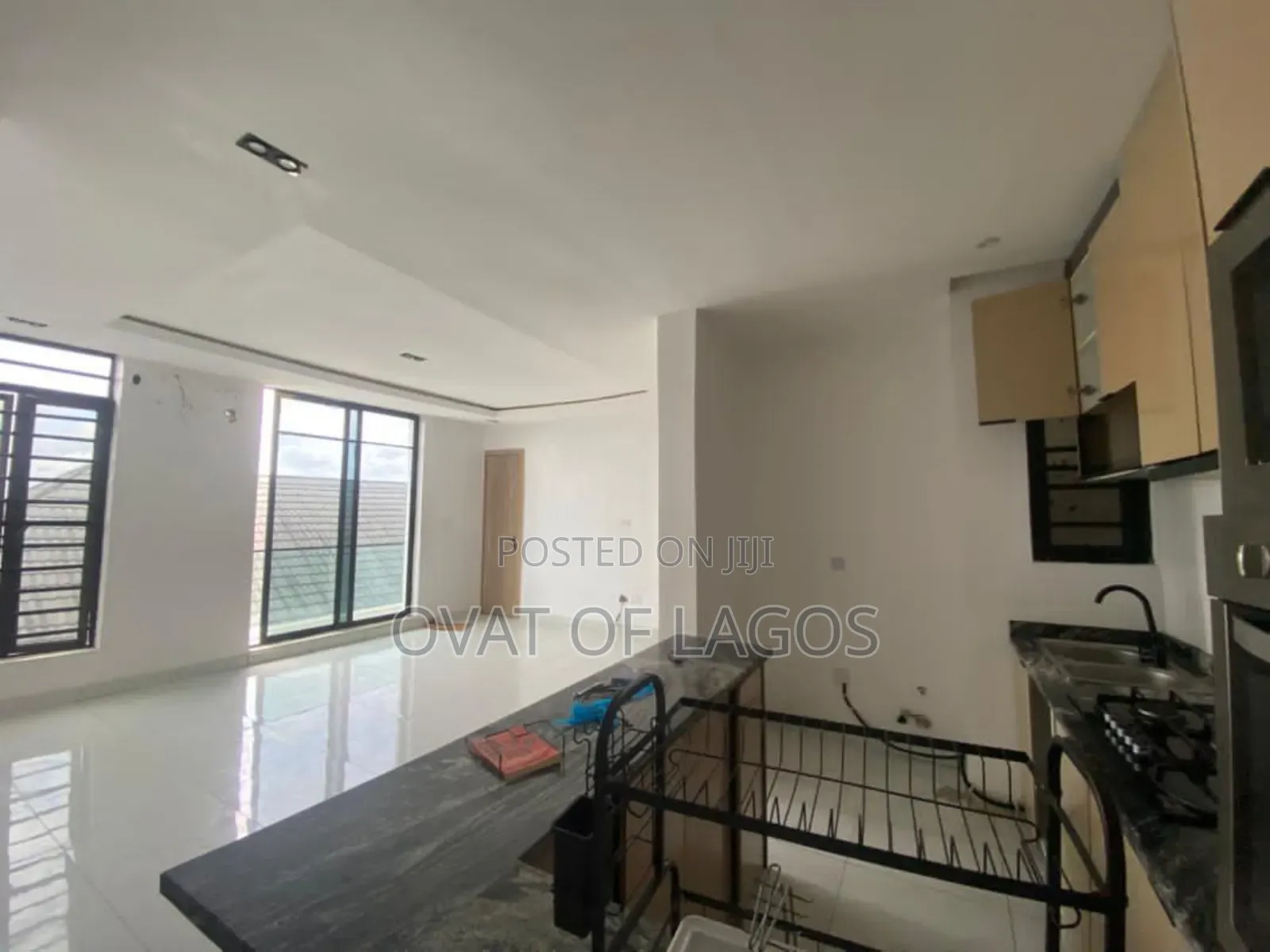 2bdrm Apartment in Chevron for rent in Chevron