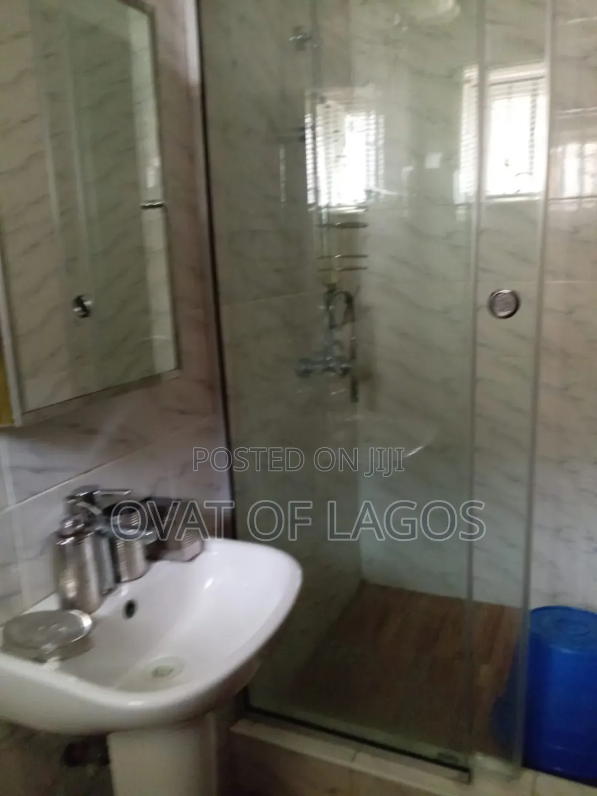 Furnished 4bdrm Duplex in Chevron for rent in Chevron