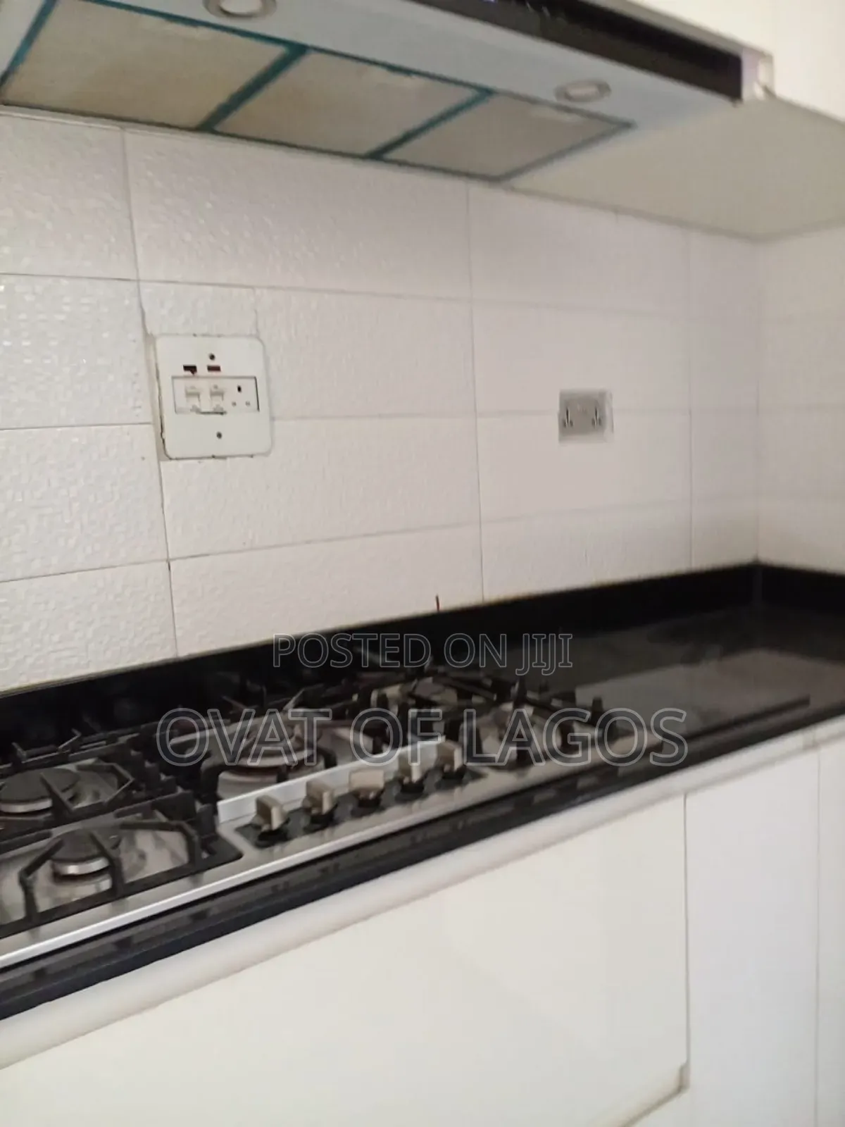 Furnished 4bdrm Duplex in Chevron for rent in Chevron