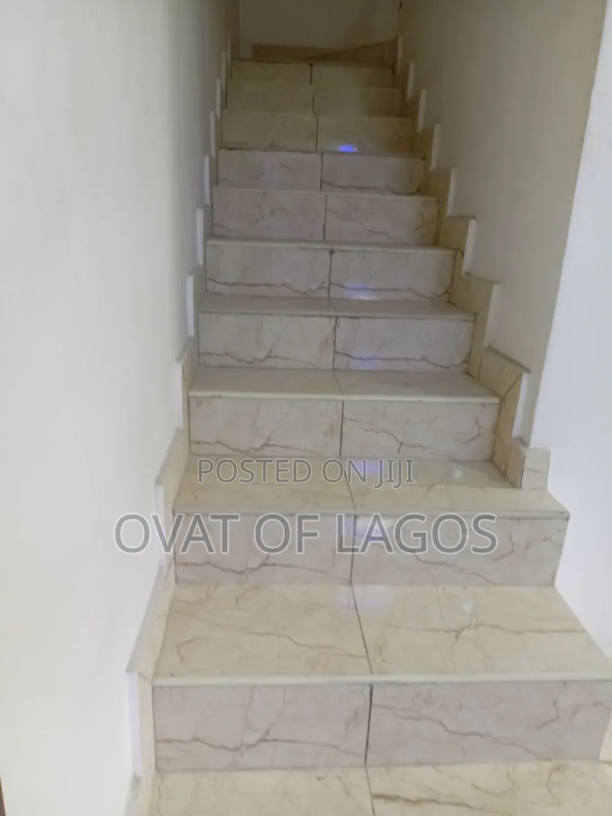 Furnished 4bdrm Duplex in Chevron for rent in Chevron