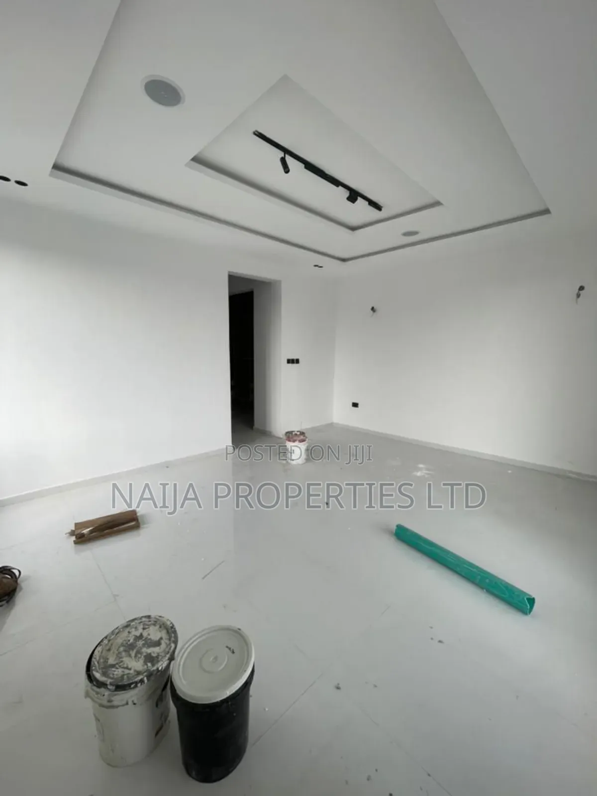 5bdrm Duplex in Cowrie Creek Estate, Ikate for rent in Ikate