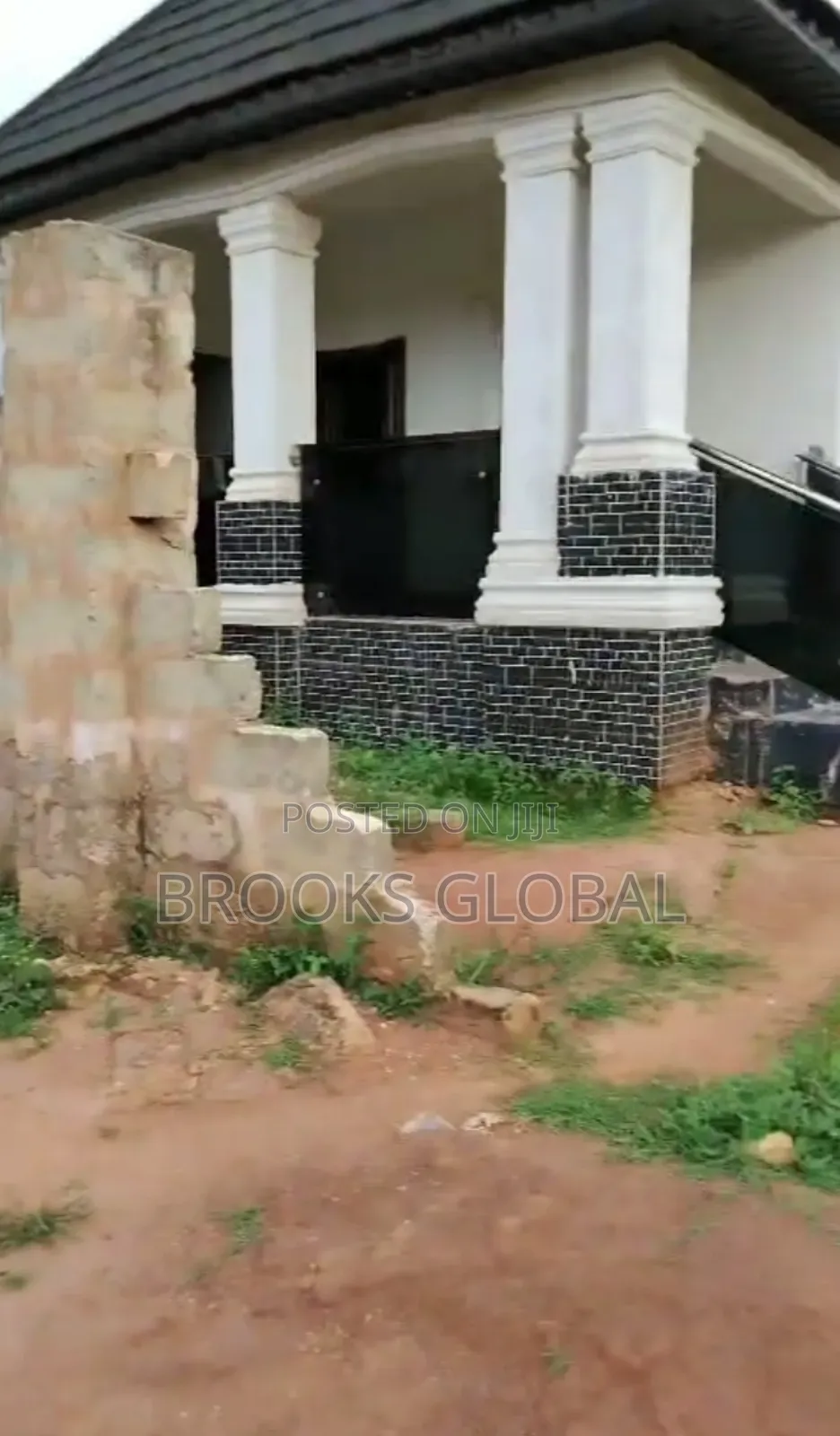 3bdrm Bungalow in Benin City for sale in Benin City