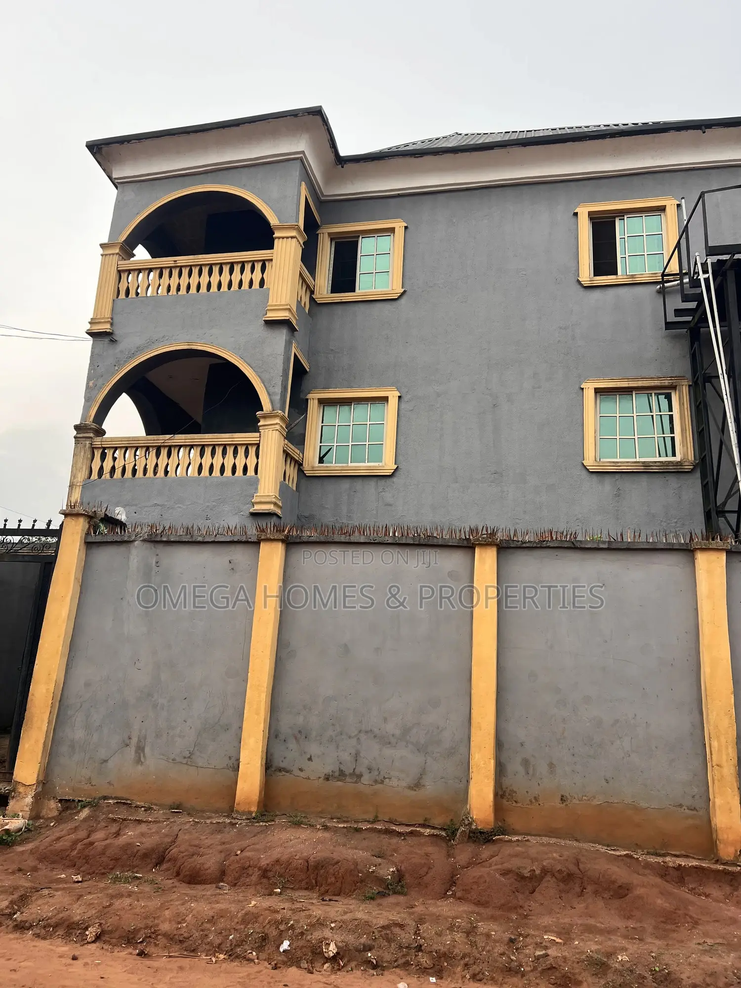 2bdrm Block of Flats in Umuahia for sale in Umuahia