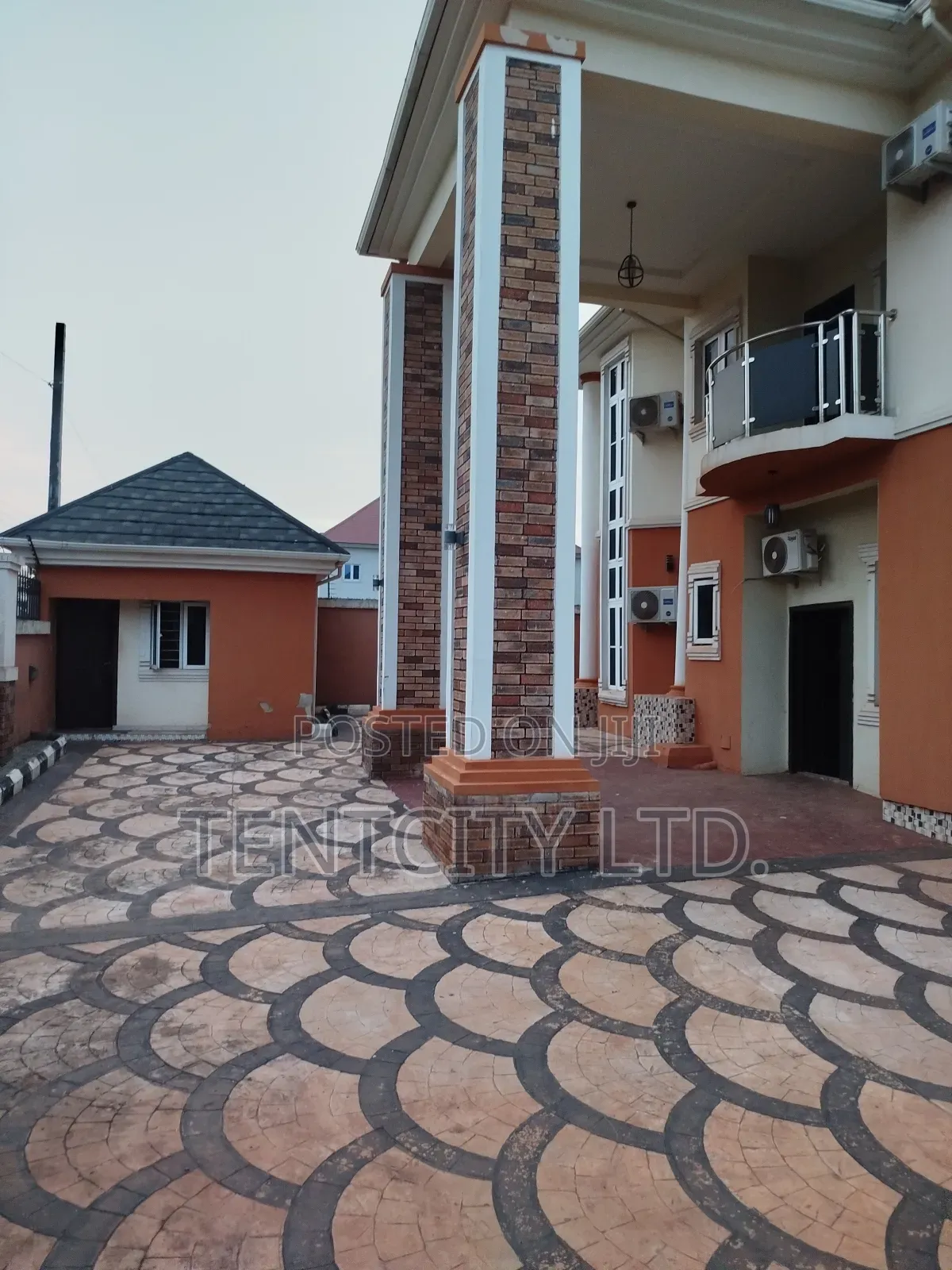 6bdrm Duplex in Independence Layout, Enugu for sale in Enugu