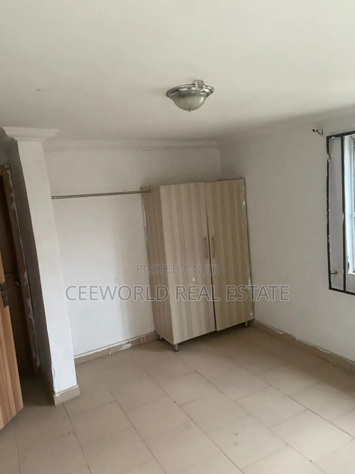 8bdrm Block of Flats in Main Akala Express for rent in Akala Express