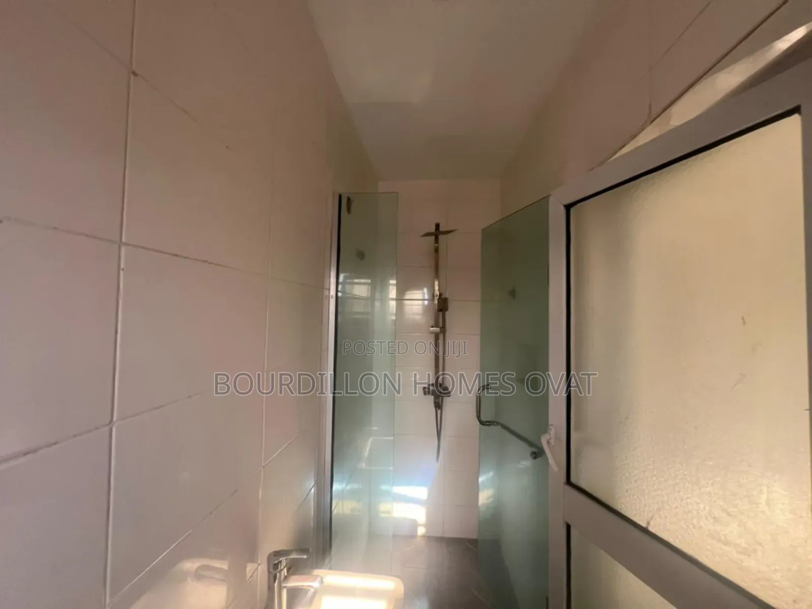 1bdrm Apartment in Ologolo Lekki Lagos for sale in Ologolo