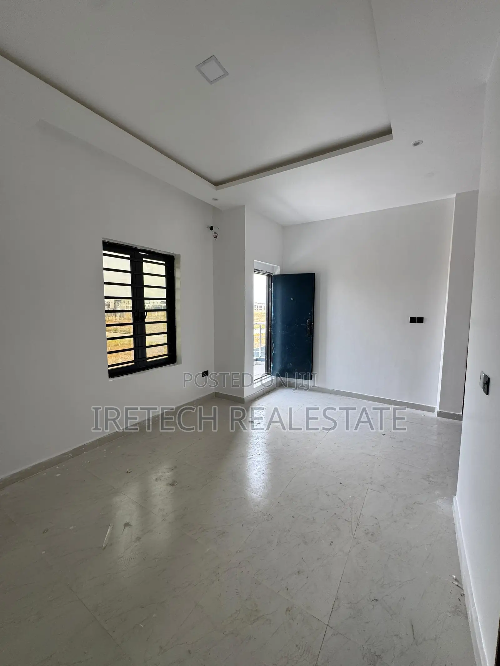 2bdrm Apartment in Orchid, Chevron for sale in Chevron