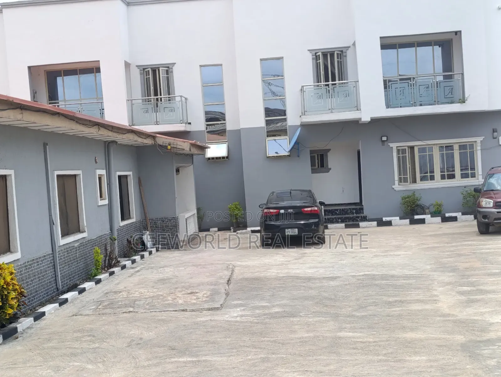 3bdrm Duplex in Golden Gate Estate for rent in Oluyole Estate