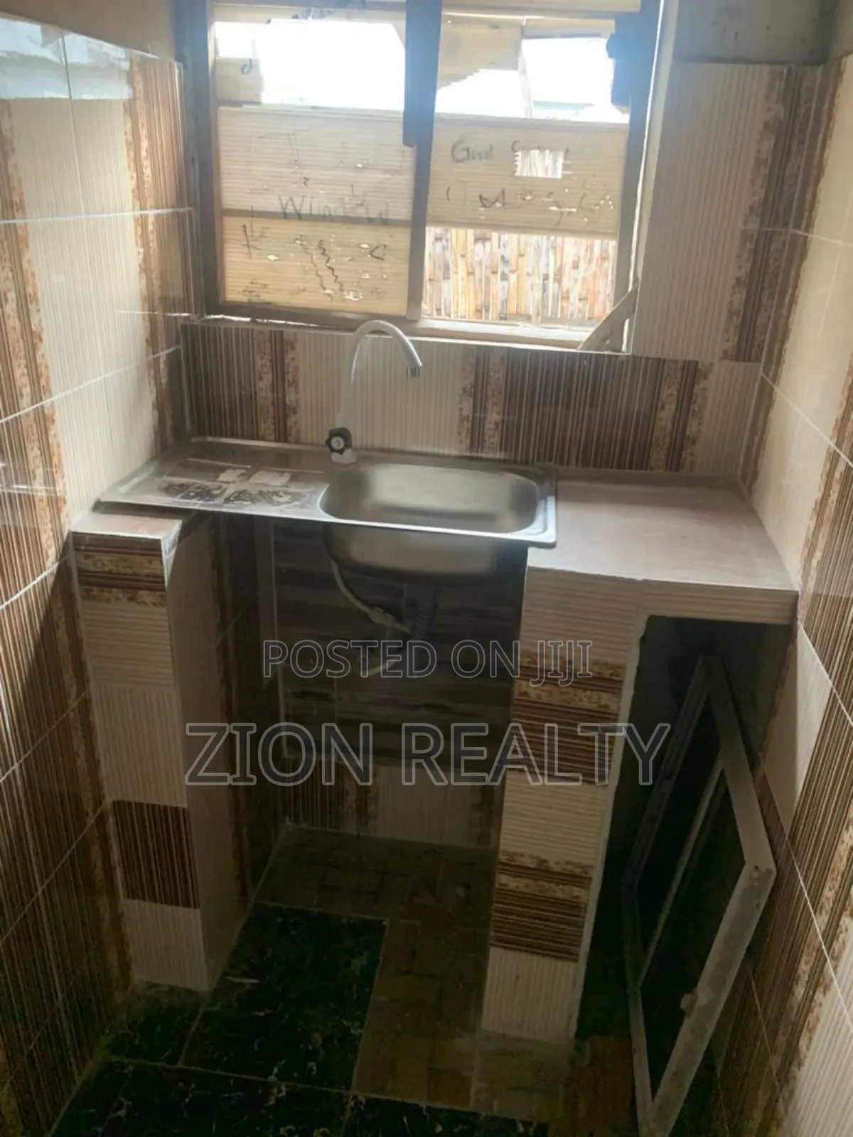 1bdrm Bedsitter in New Road, Ibeju for rent in Ibeju