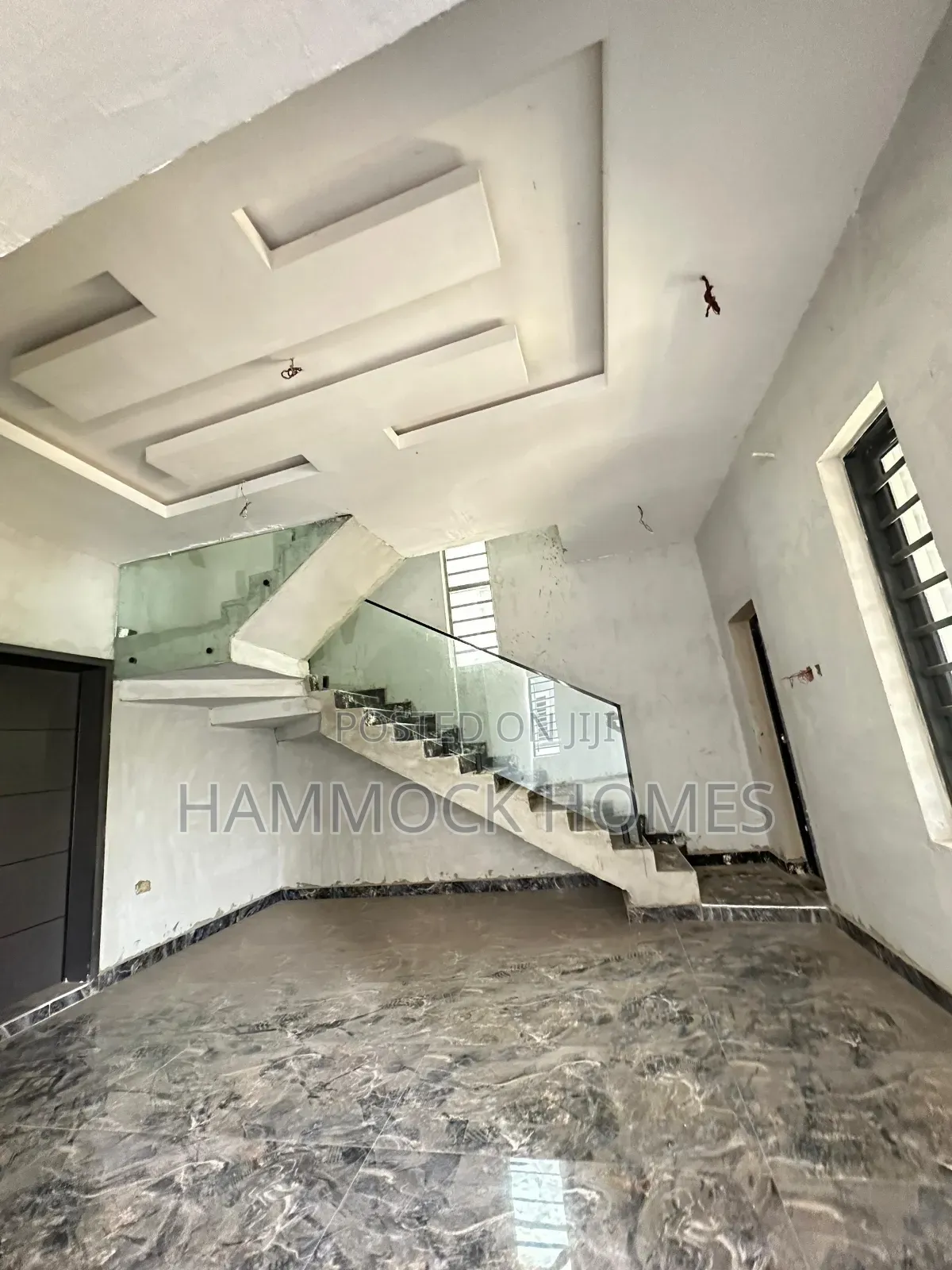 3bdrm Duplex in Chief Lateef Oyelade, Oluyole Estate for sale in Oluyole Estate