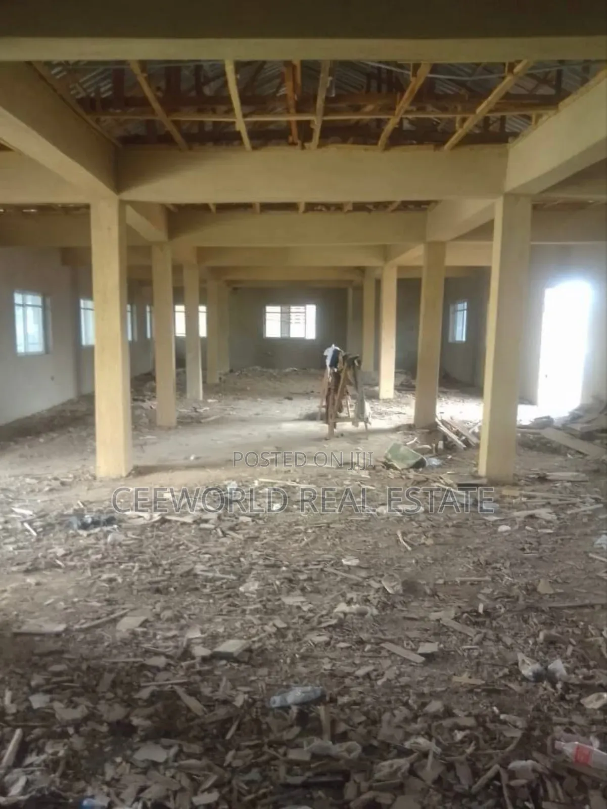 Mini Warehouse Storey Building at Veterinary Mokola in Adamasingba