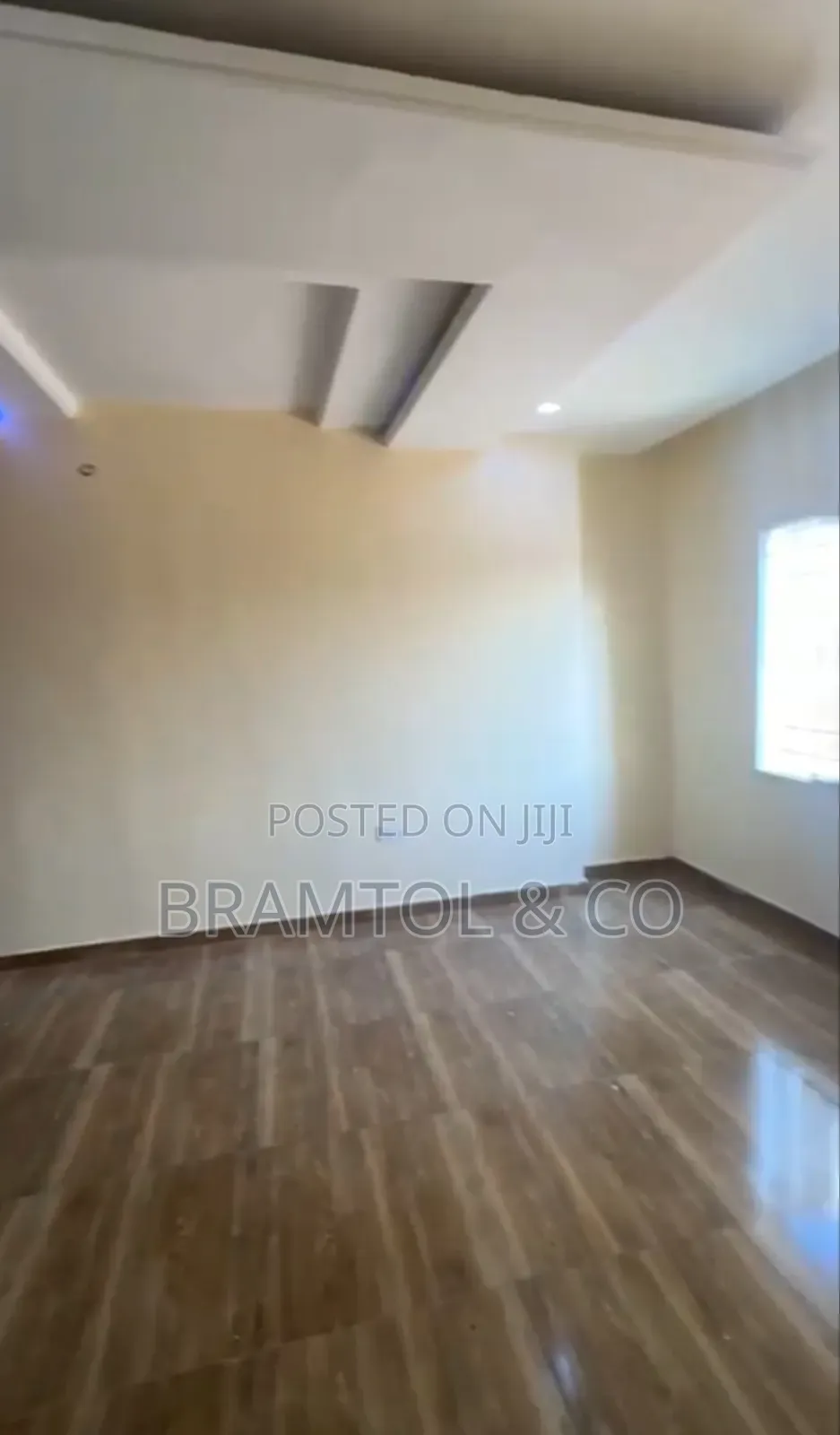 3bdrm Block of Flats in Idu Industrial for sale in Idu Industrial