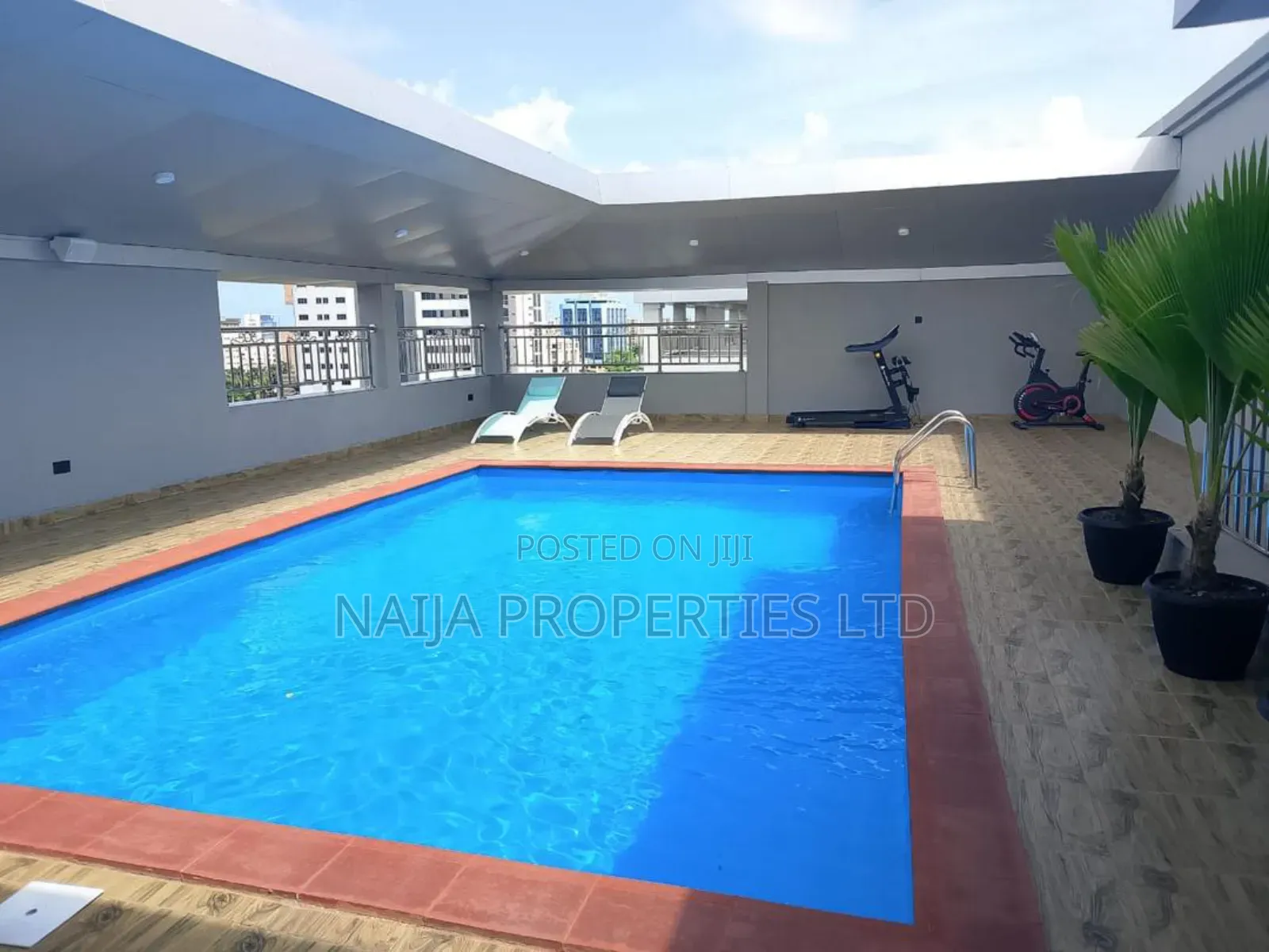 3bdrm Apartment in Ligali Ayorinde for rent in Ligali Ayorinde