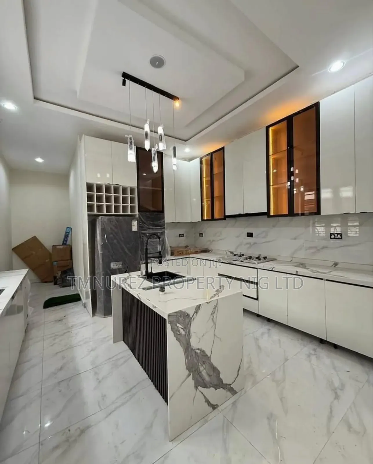 5bdrm Duplex in Ologolo for rent in Ologolo