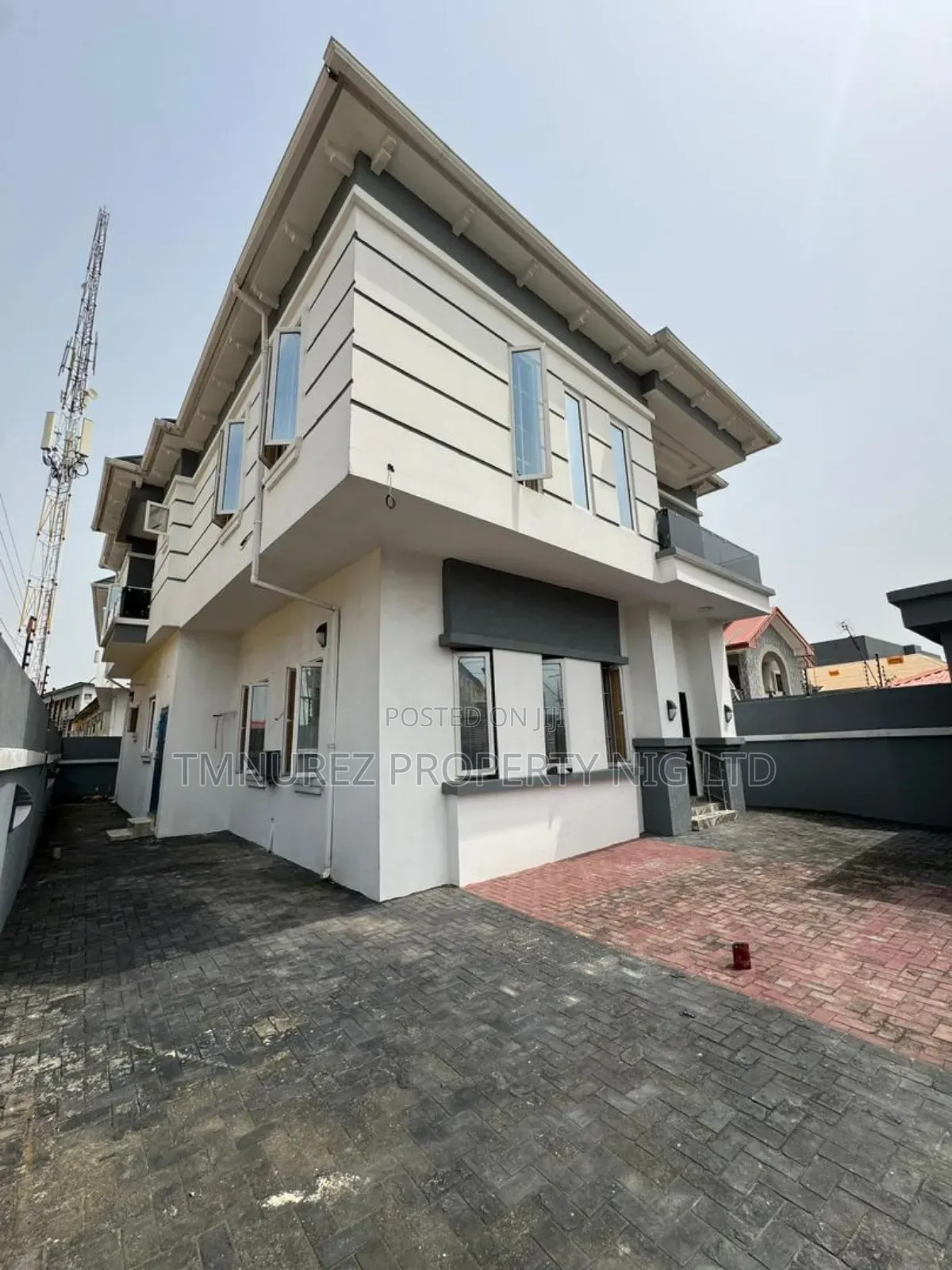 5bdrm Duplex in Agungi Estate for rent in Agungi