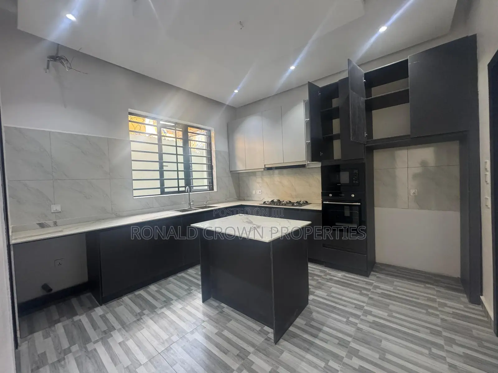 4bdrm Duplex in Adeniyi Jones for sale in Adeniyi Jones