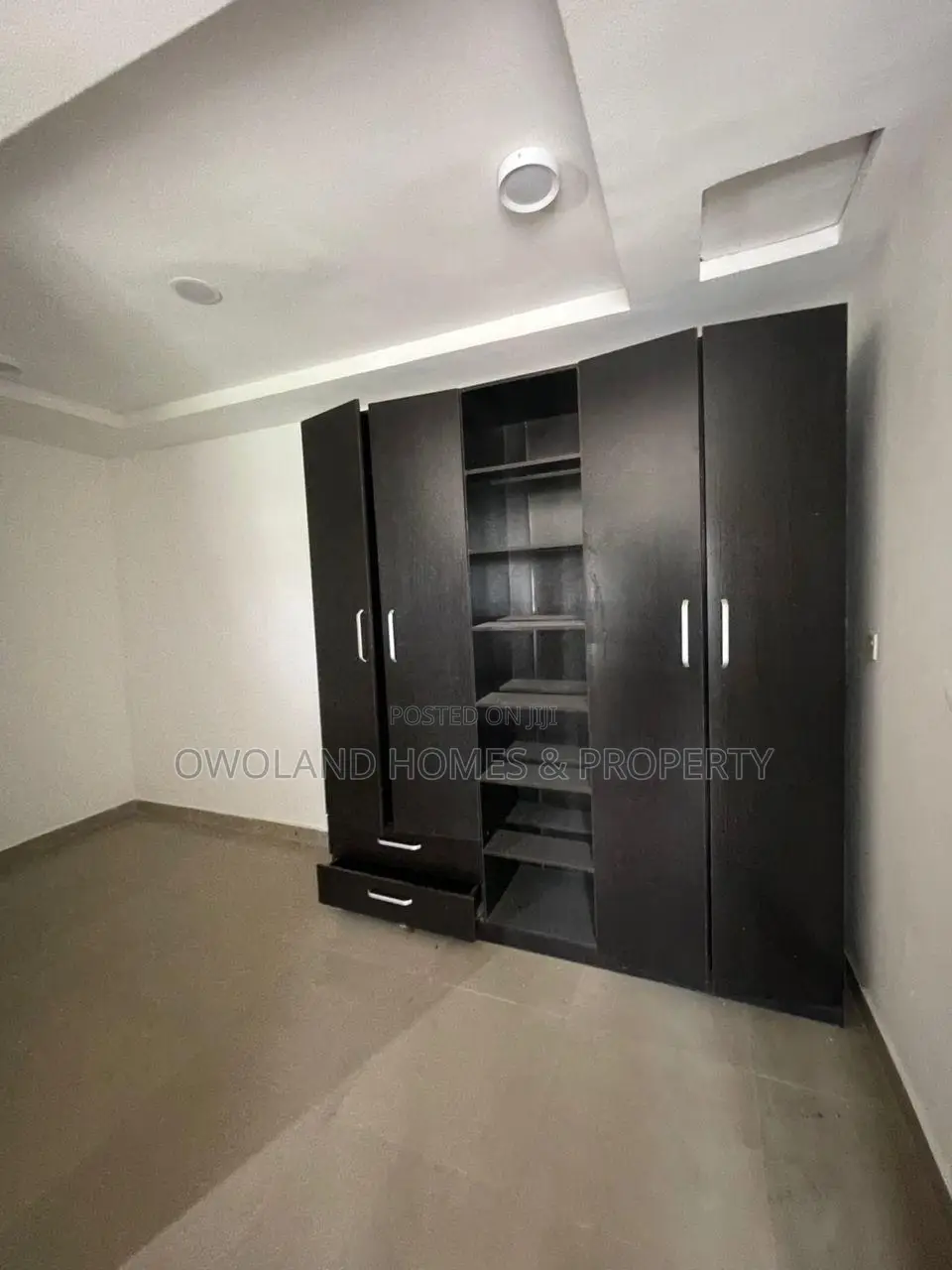 3bdrm Duplex in Chevron for rent in Chevron