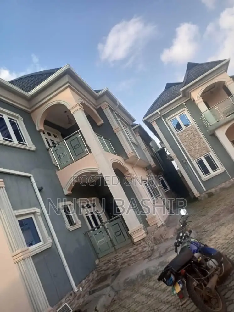 4bdrm Duplex in Akoto Estate, Akala Express for sale in Akala Express