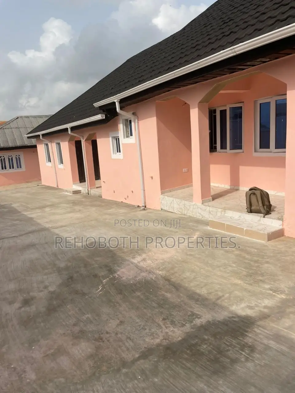 2bdrm Bungalow in Ifelodun Aba Panu, Akala Express for rent in Akala Express