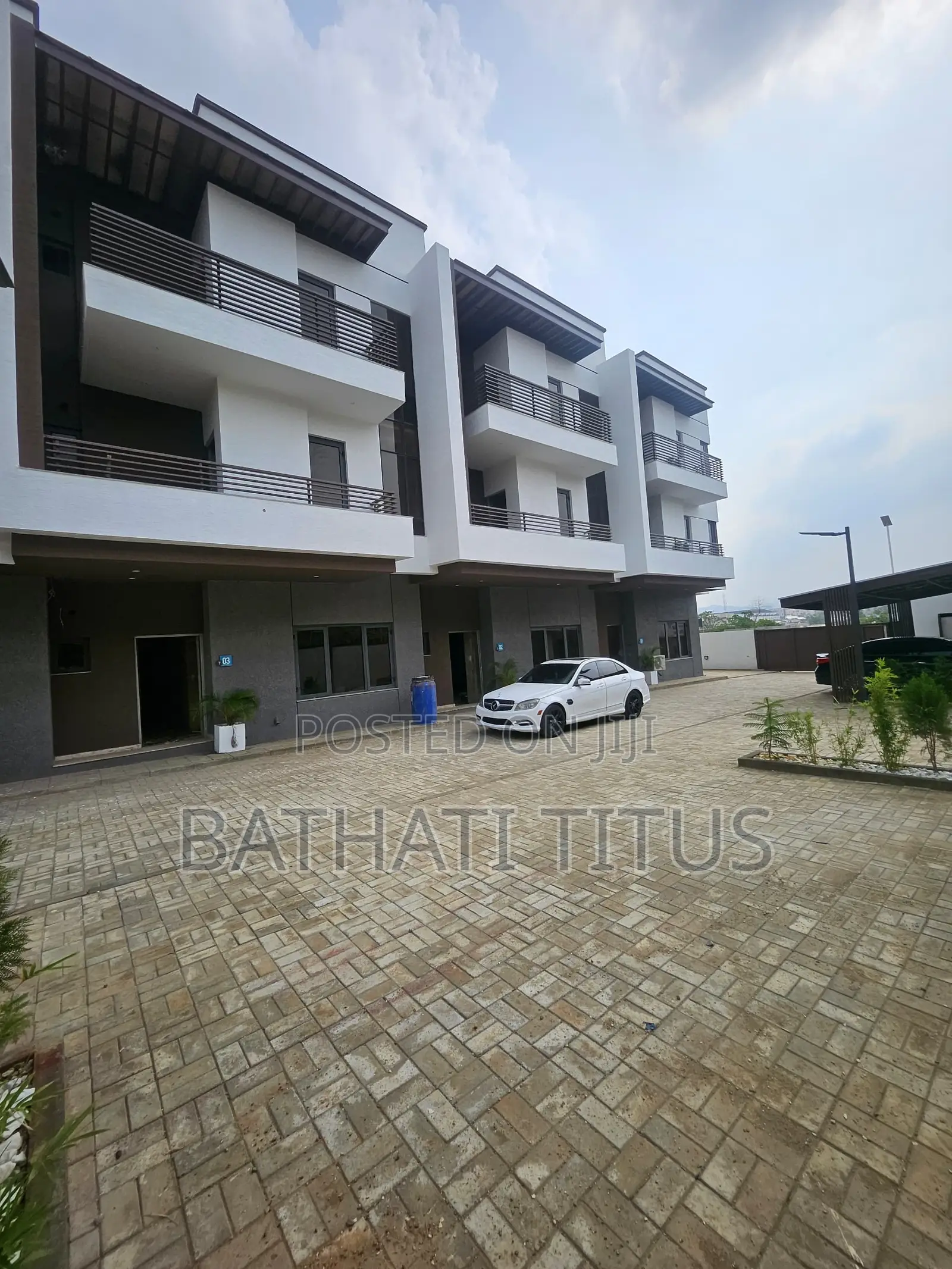 4bdrm Duplex in Mabushi for sale in Mabushi