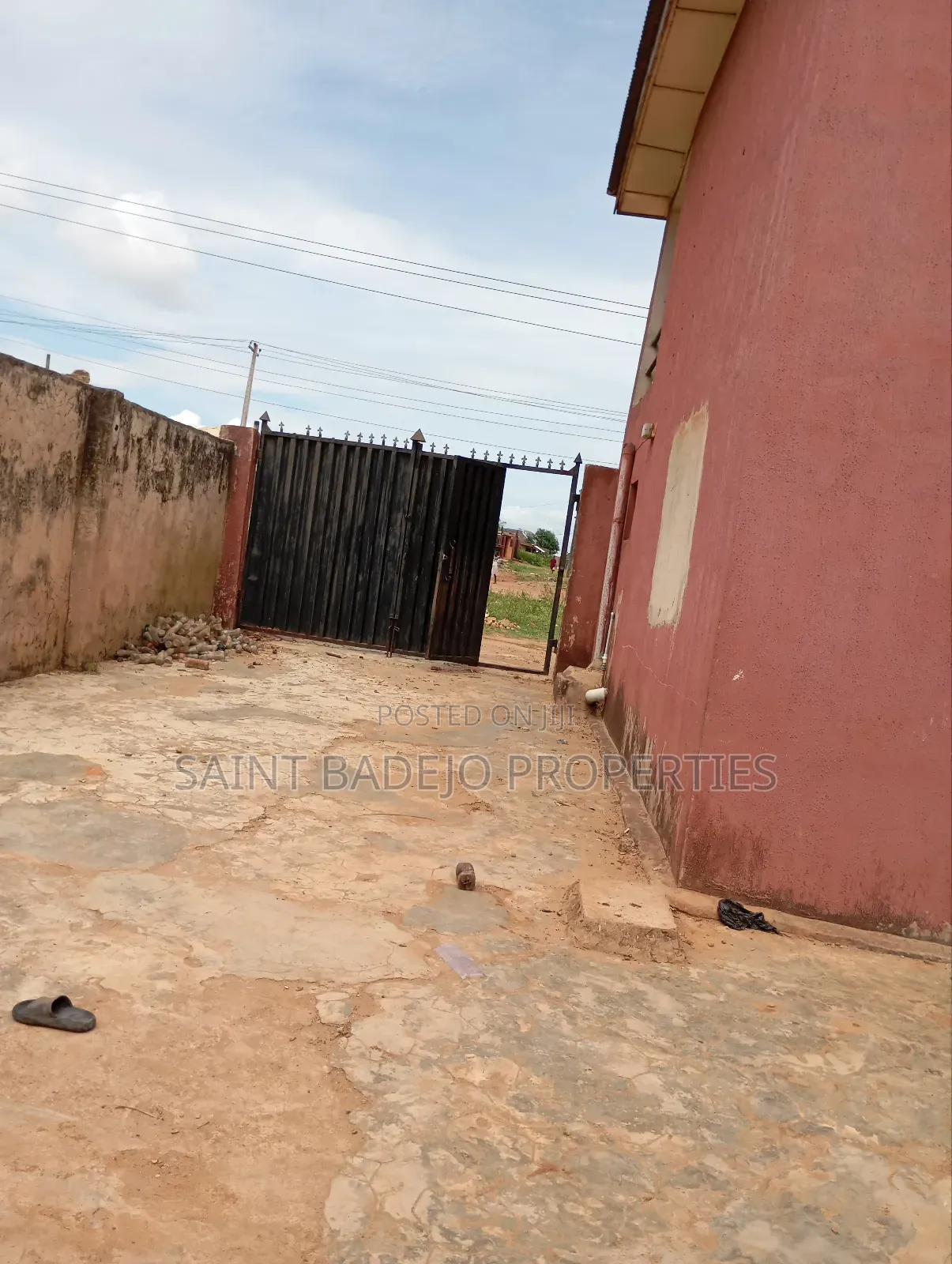 1bdrm Block of Flats in Oremeji Cda., Gberigbe for rent in Gberigbe