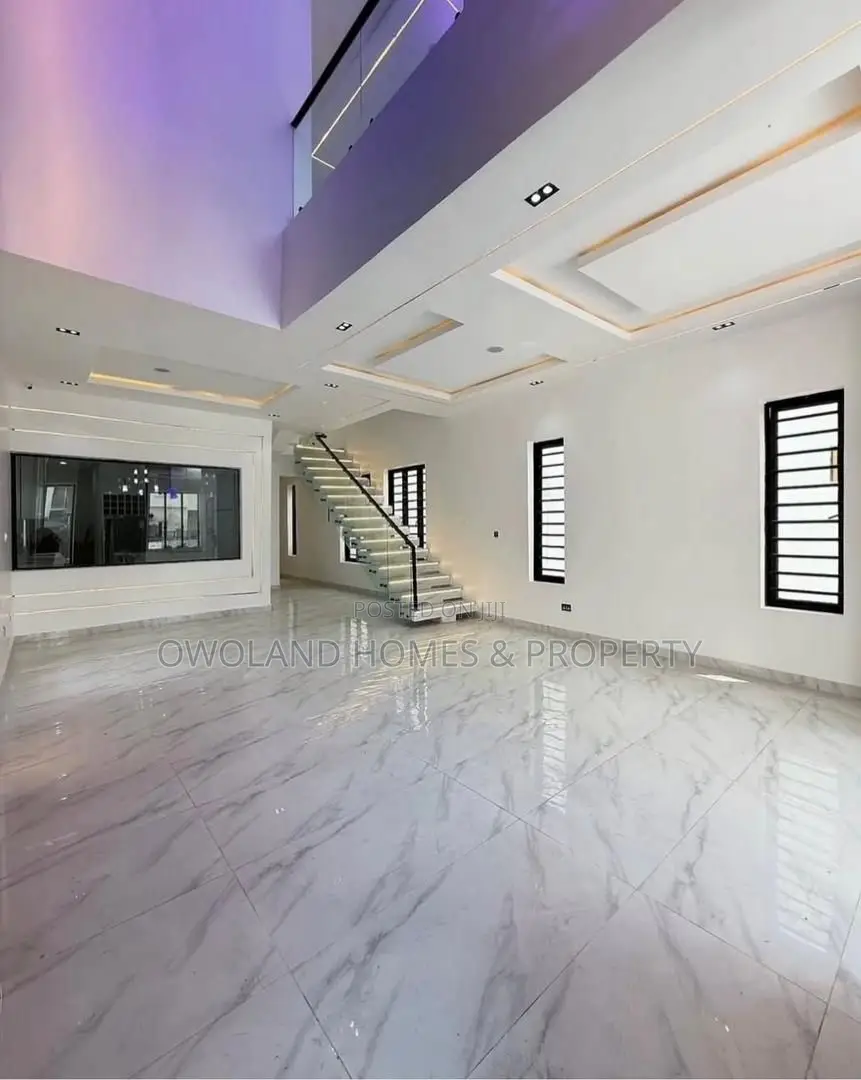 5bdrm Duplex in Ologolo for rent in Ologolo