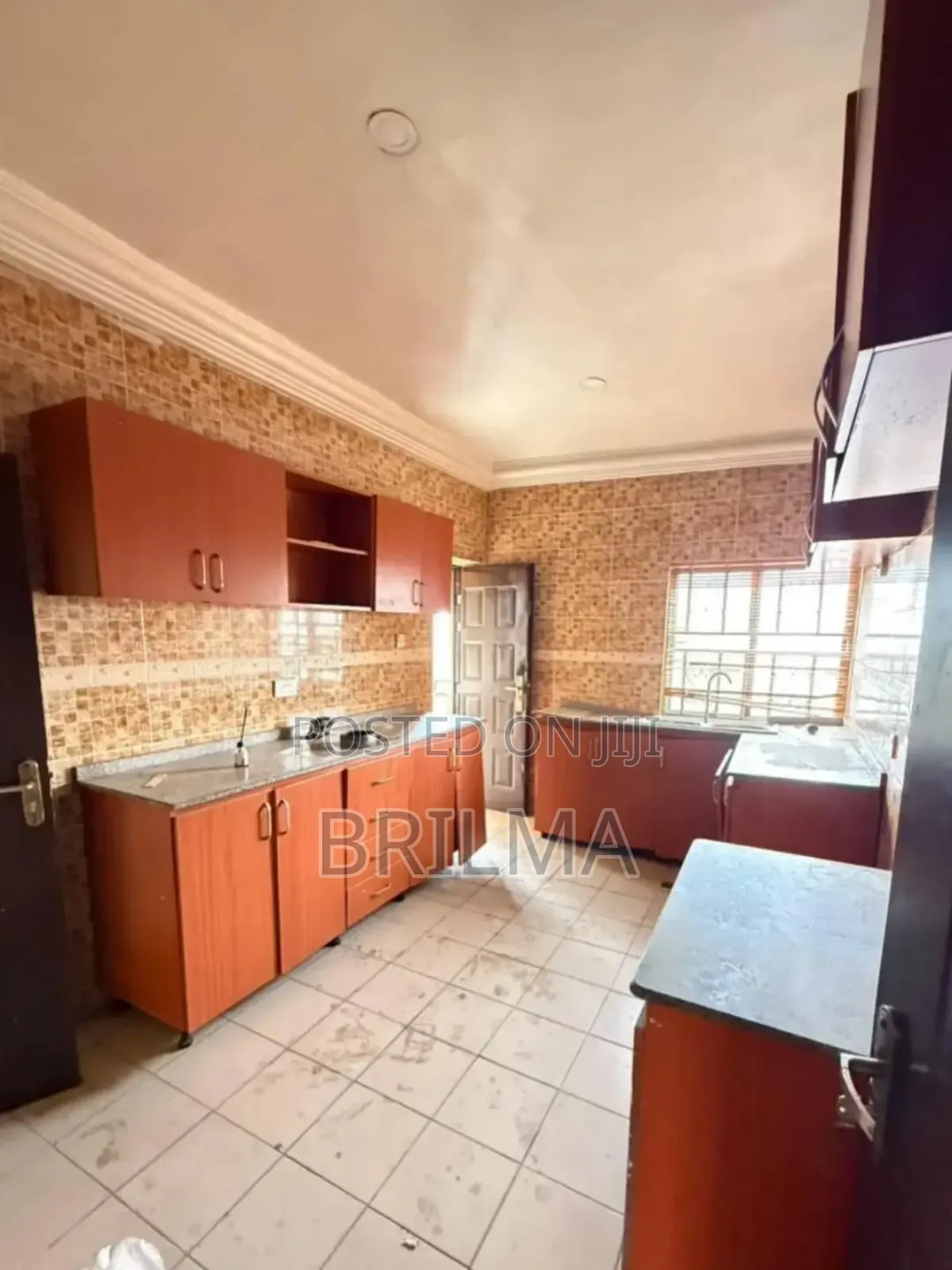 3bdrm Block of Flats in Wuse 2 for rent in Wuse 2