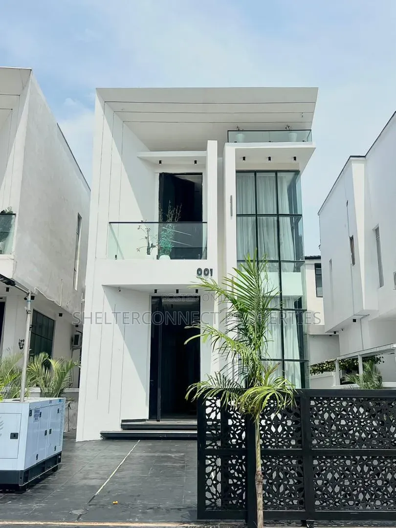 Furnished 5bdrm Duplex in Chevron for sale in Chevron