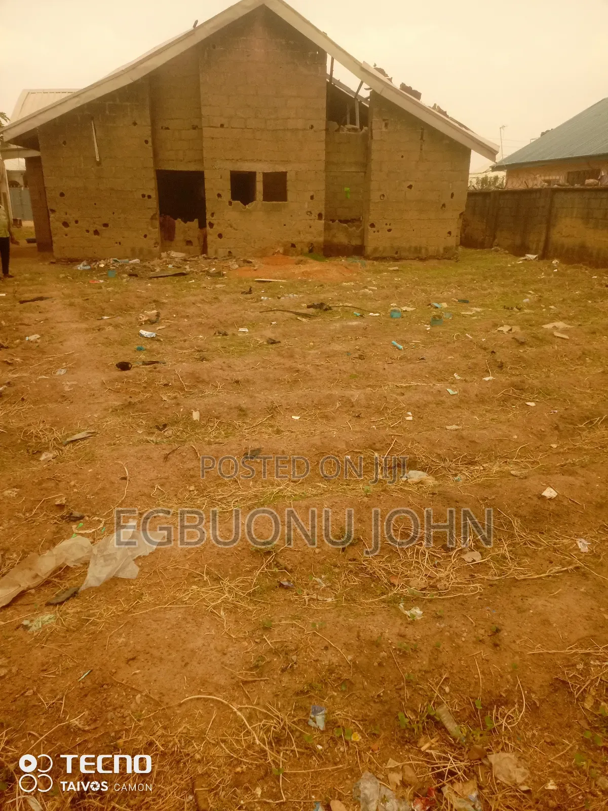 C of O , R of O and Agis Paper With Fcda Building Approval. 4 Sale in Dei-Dei