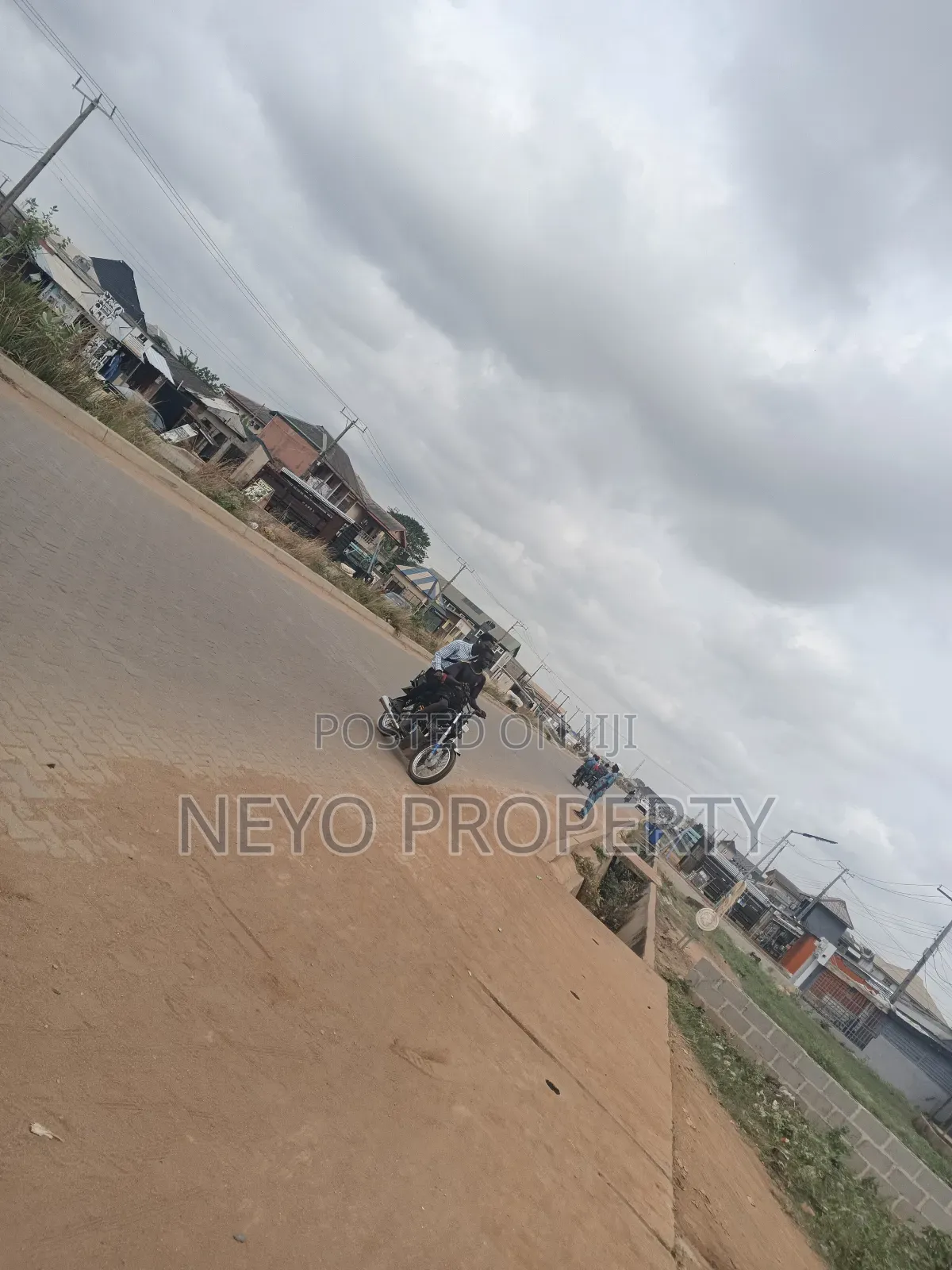 Suvay Plan Woman in Igbogbo