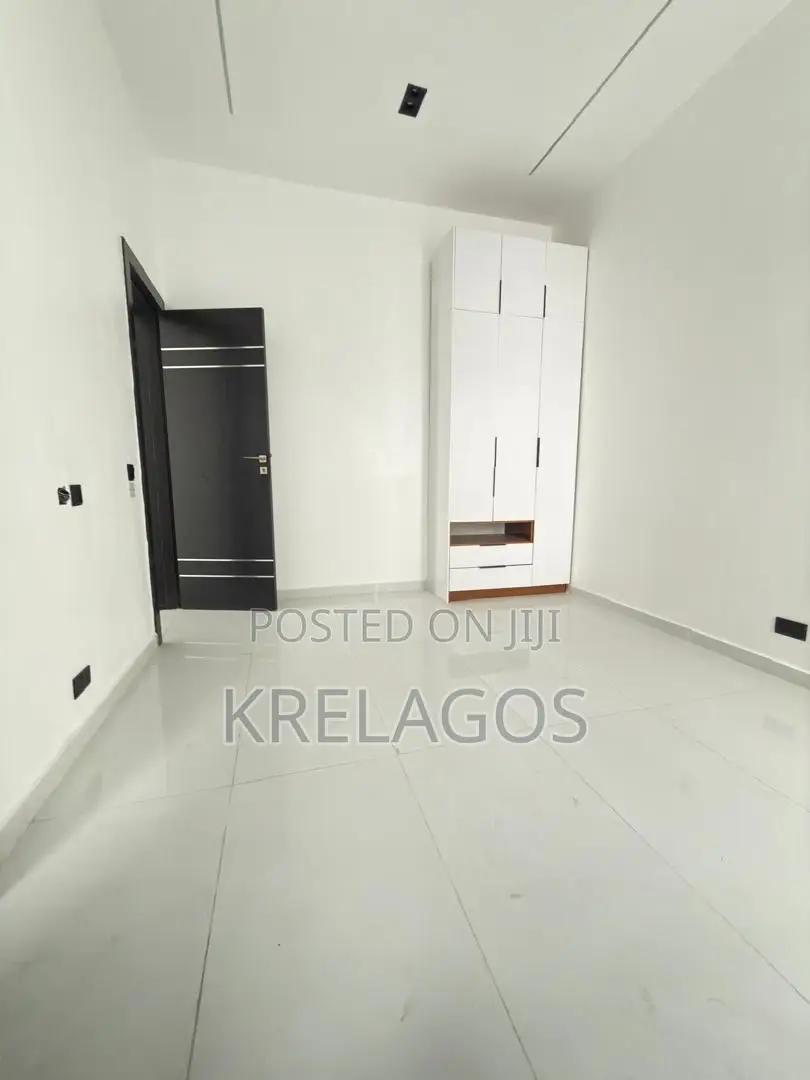 5bdrm Duplex in Ado / Ajah for sale in Ado / Ajah
