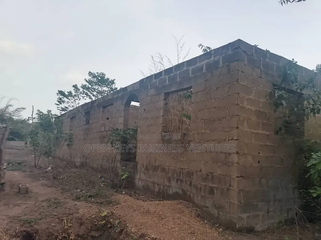 3bdrm Bungalow In Akingbade Obantoko, Odeda For Sale in Odeda