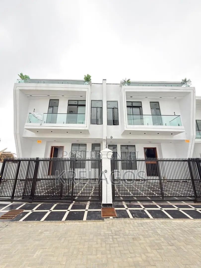 4bdrm Duplex in Ajah for sale in Ado / Ajah