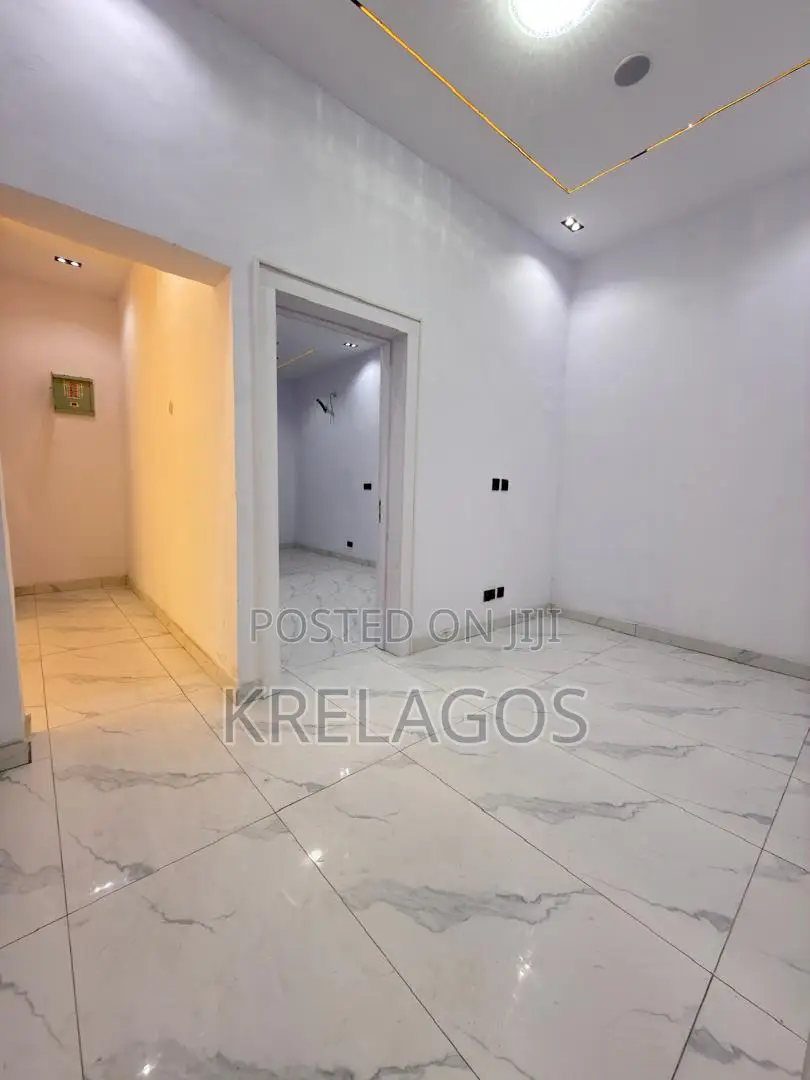 4bdrm Duplex in Ajah for sale in Ado / Ajah