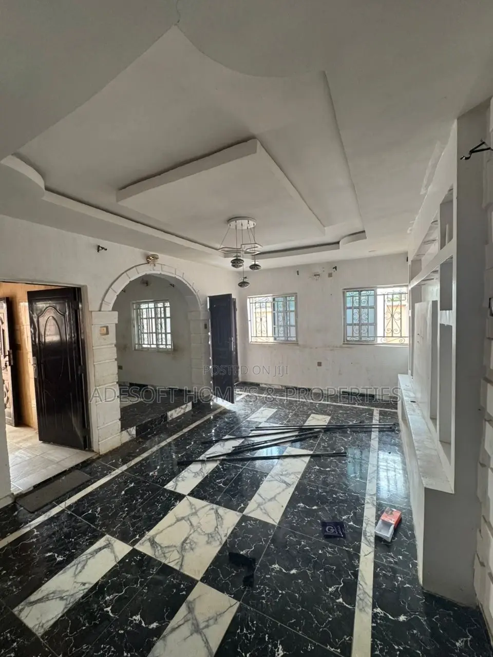 3bdrm Bungalow in Omi Adio for sale in Omi Adio