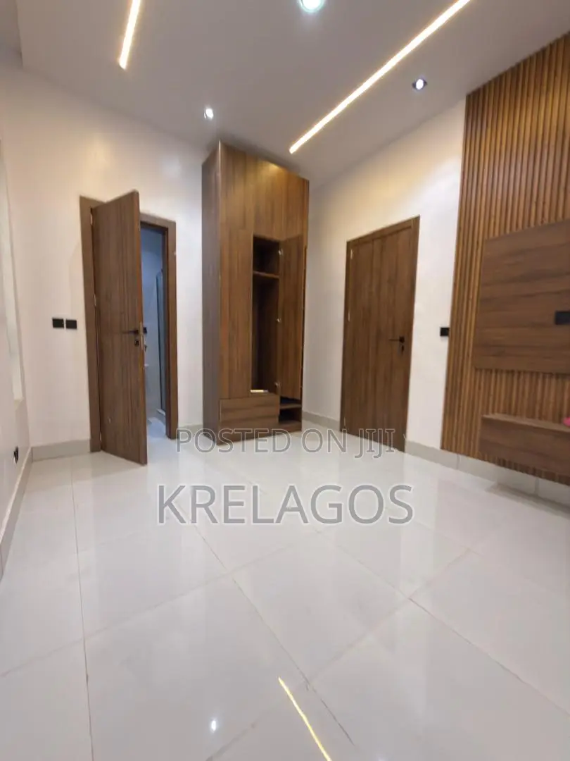 4bdrm Duplex in Ajah for sale in Ado / Ajah