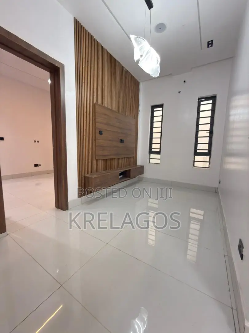 4bdrm Duplex in Ajah for sale in Ado / Ajah
