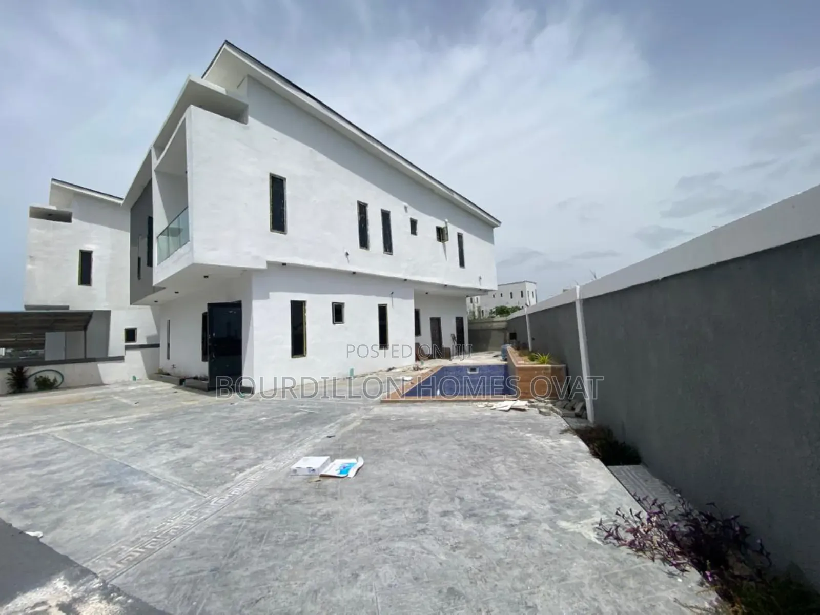 5bdrm Duplex in Orchid Lekki Lagos for sale in Ilaje / Lekki