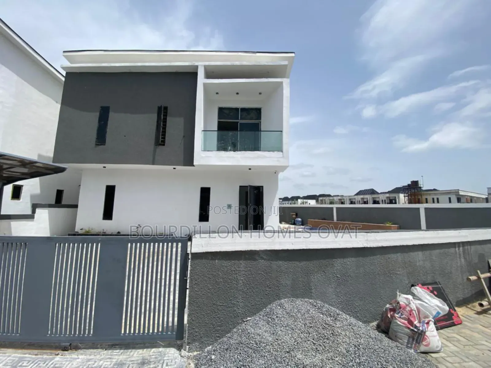 5bdrm Duplex in Orchid Lekki Lagos for sale in Ilaje / Lekki